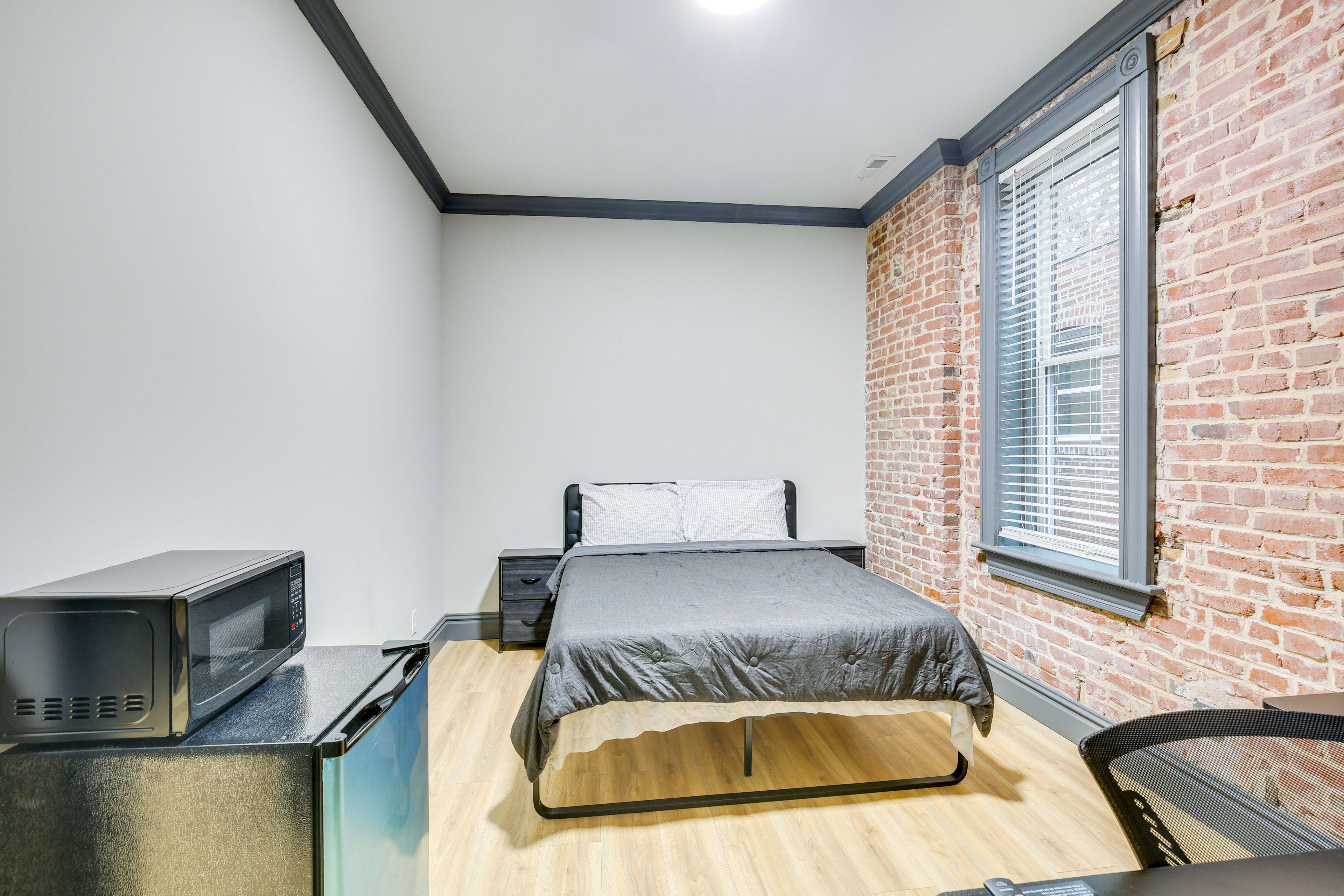 Bedroom 2 | 2nd Floor | Queen Bed | Smart TV | Microwave & Small Fridge