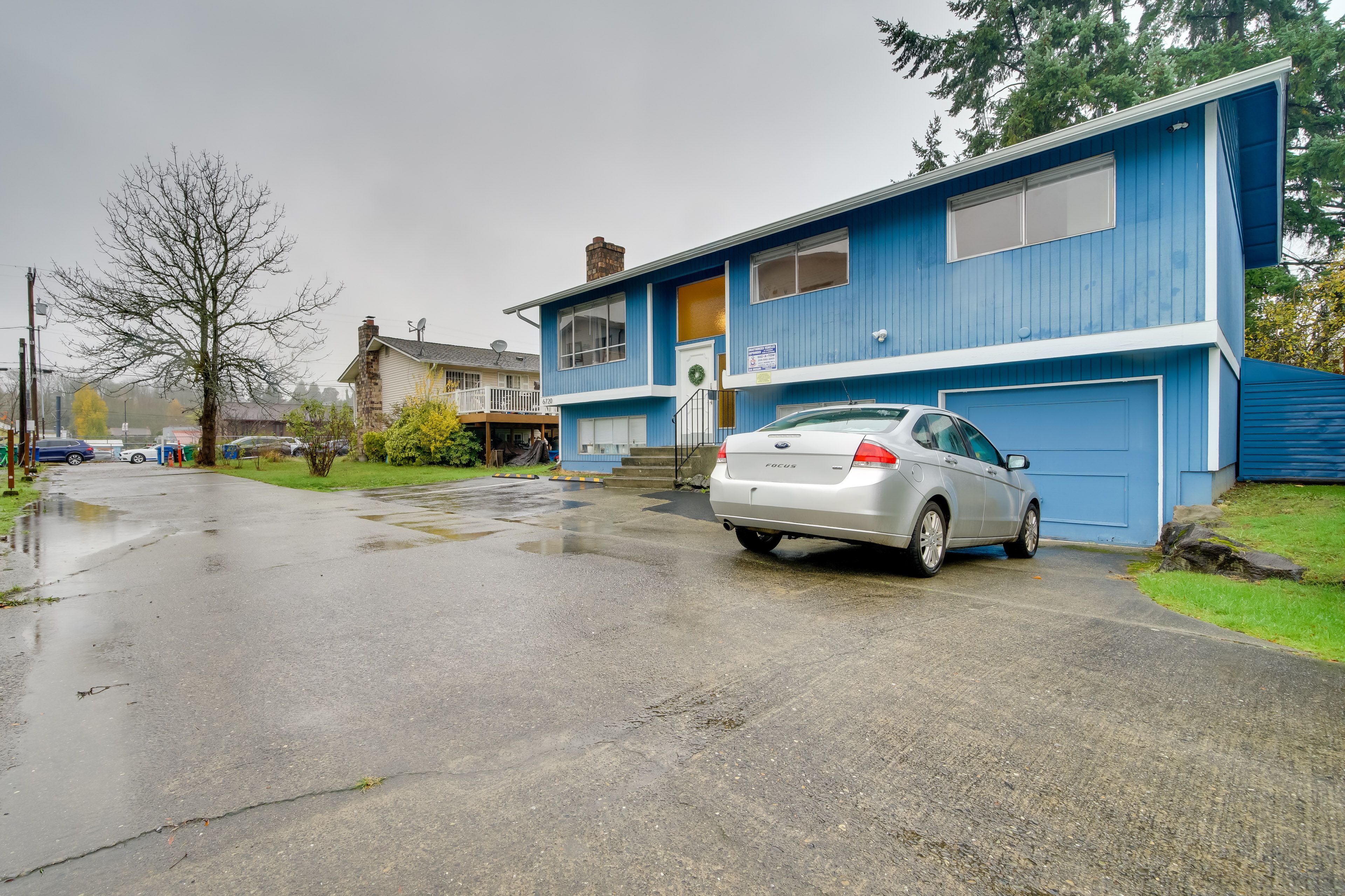 Parking | Reserved Spots (3 Vehicles)