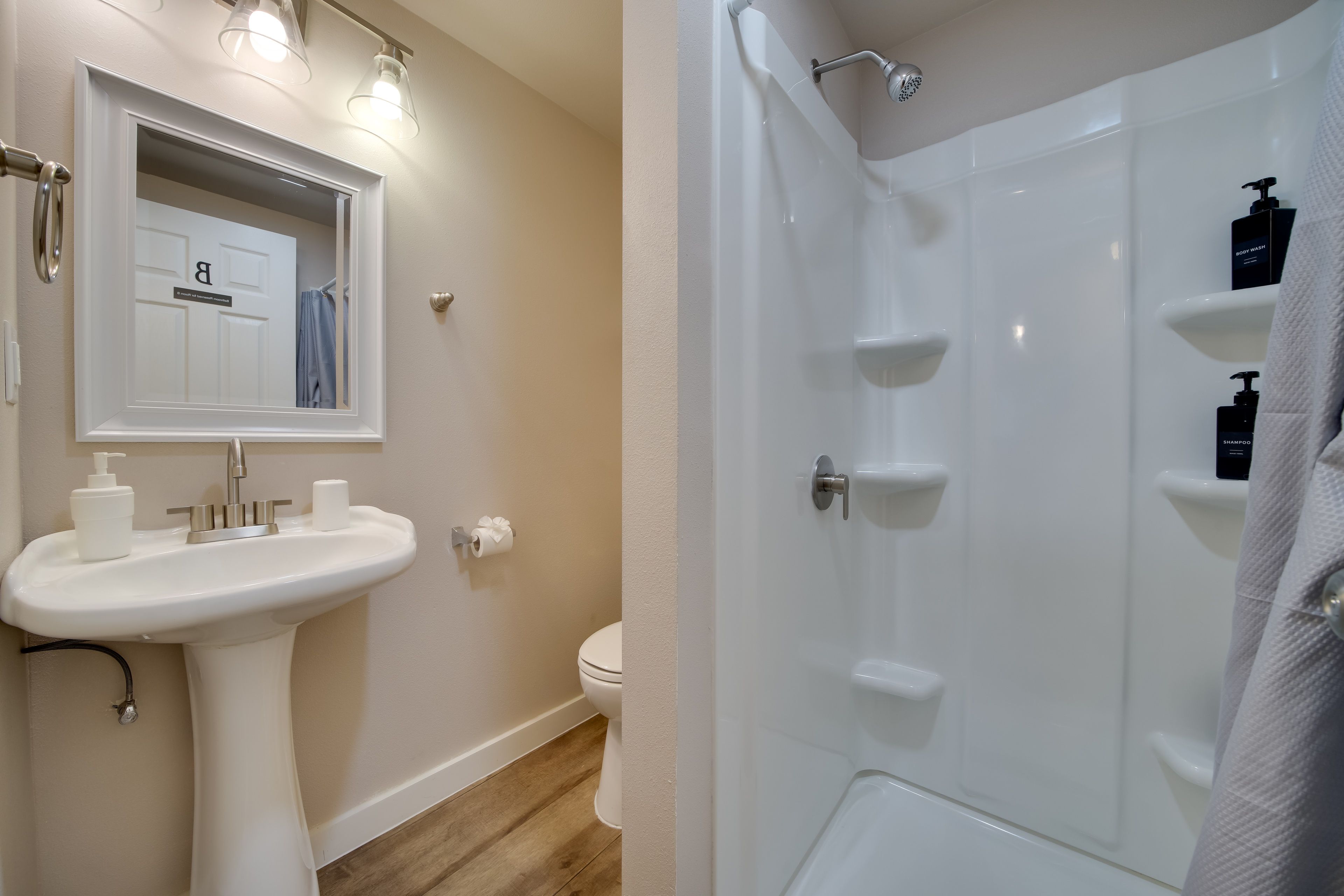 Bathroom | Complimentary Toiletries | Hair Dryer