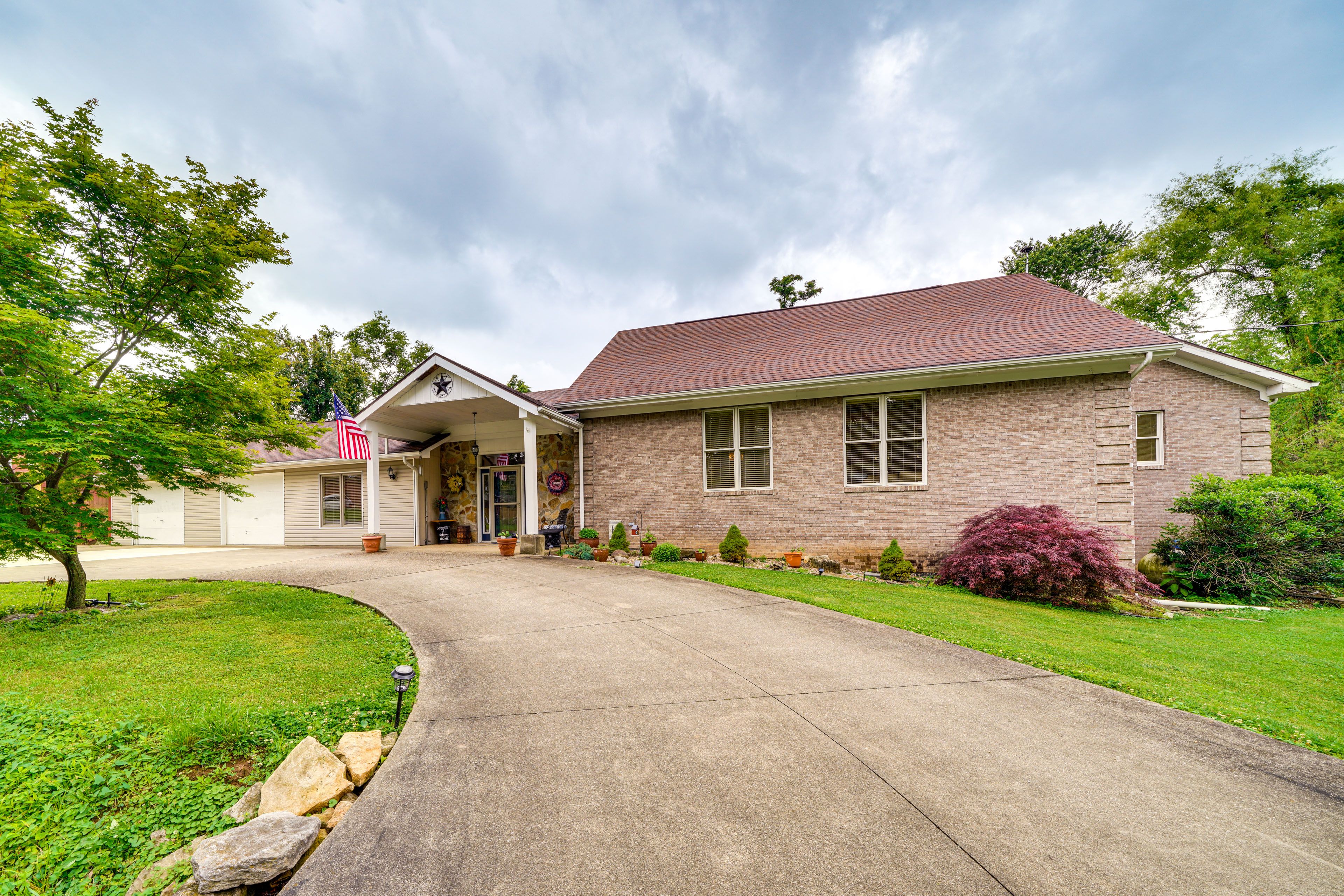 Home Exterior | Split-Level House
