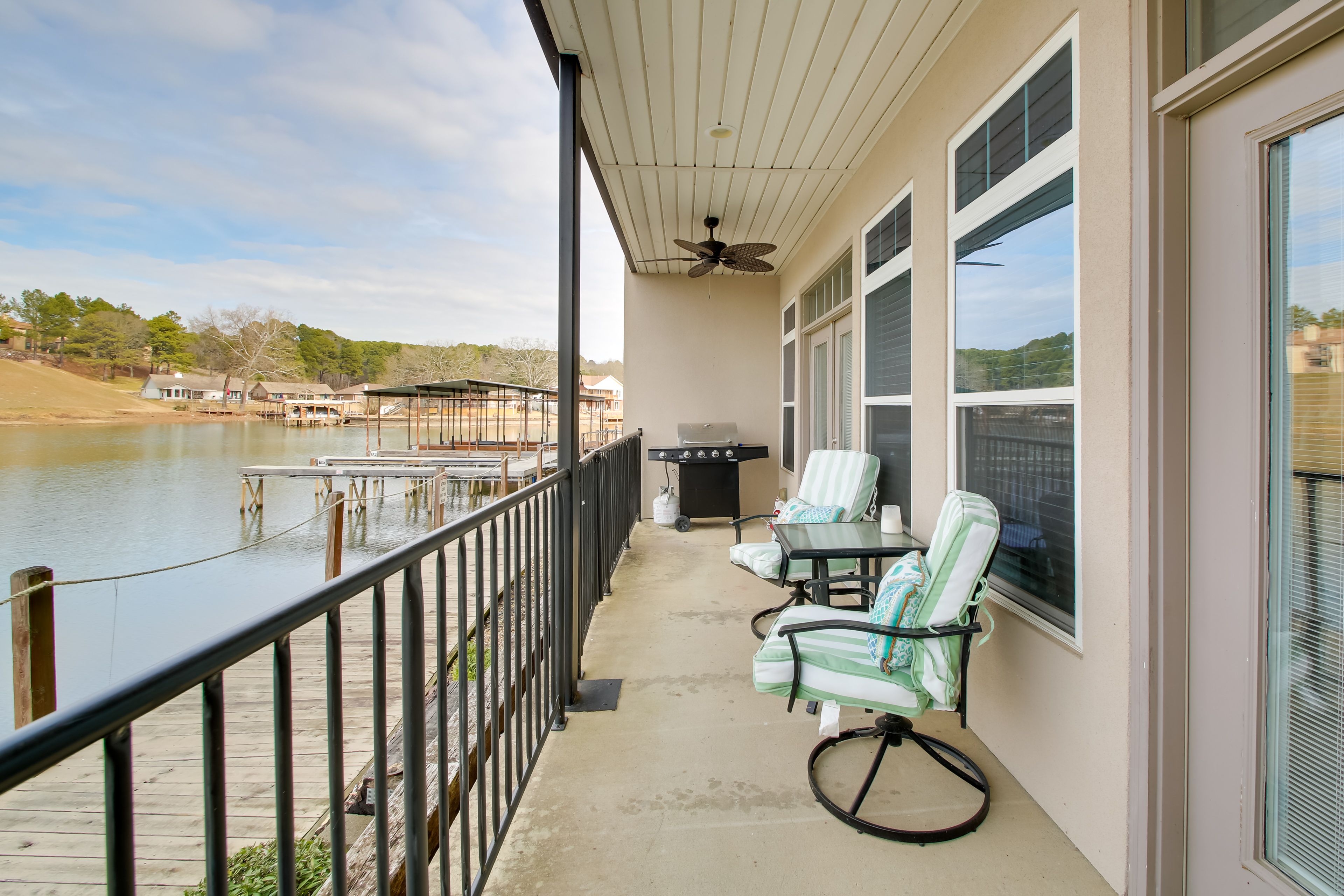 Private Balcony | Gas Grill