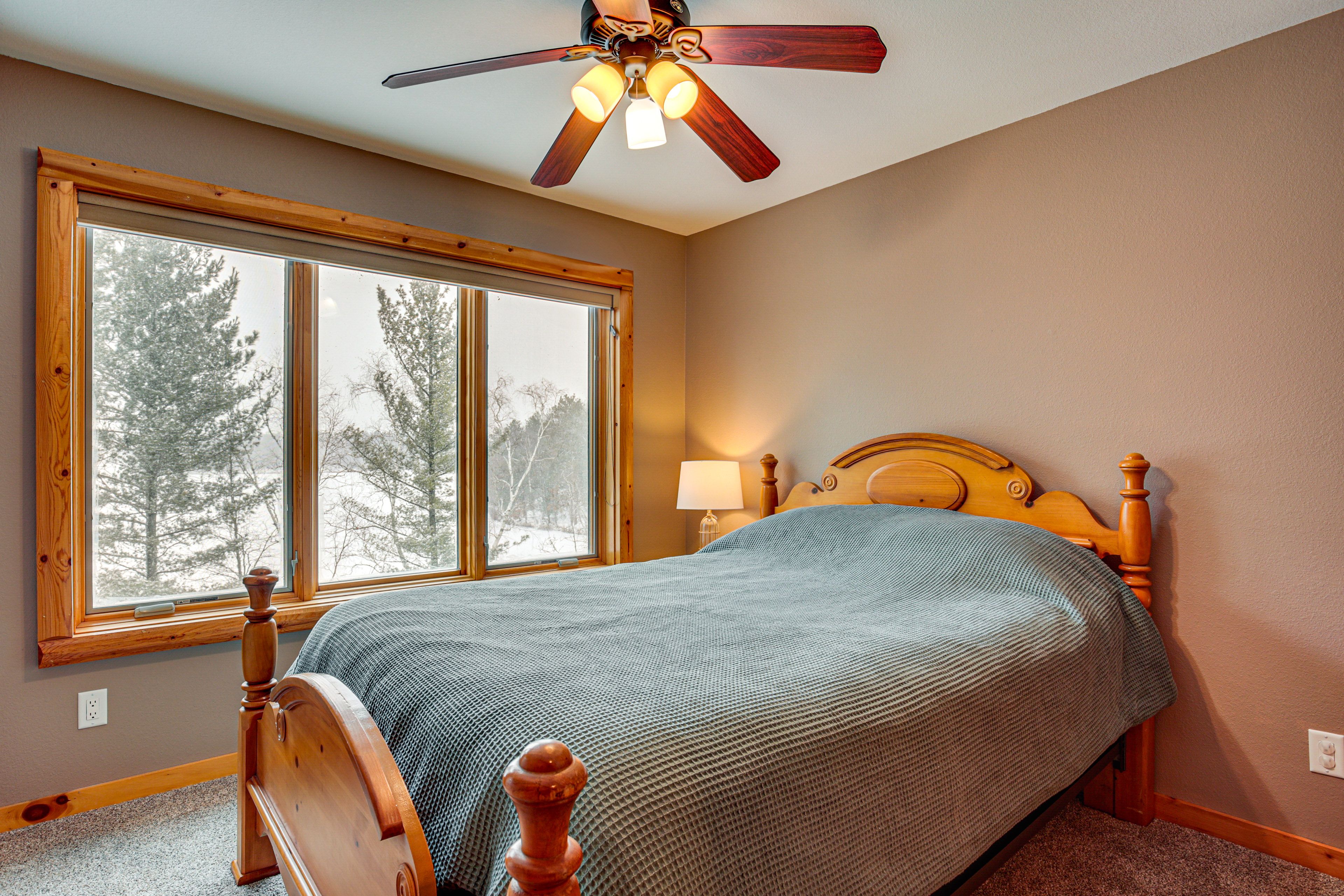 Bedroom 2 | 2nd Floor | Queen Bed