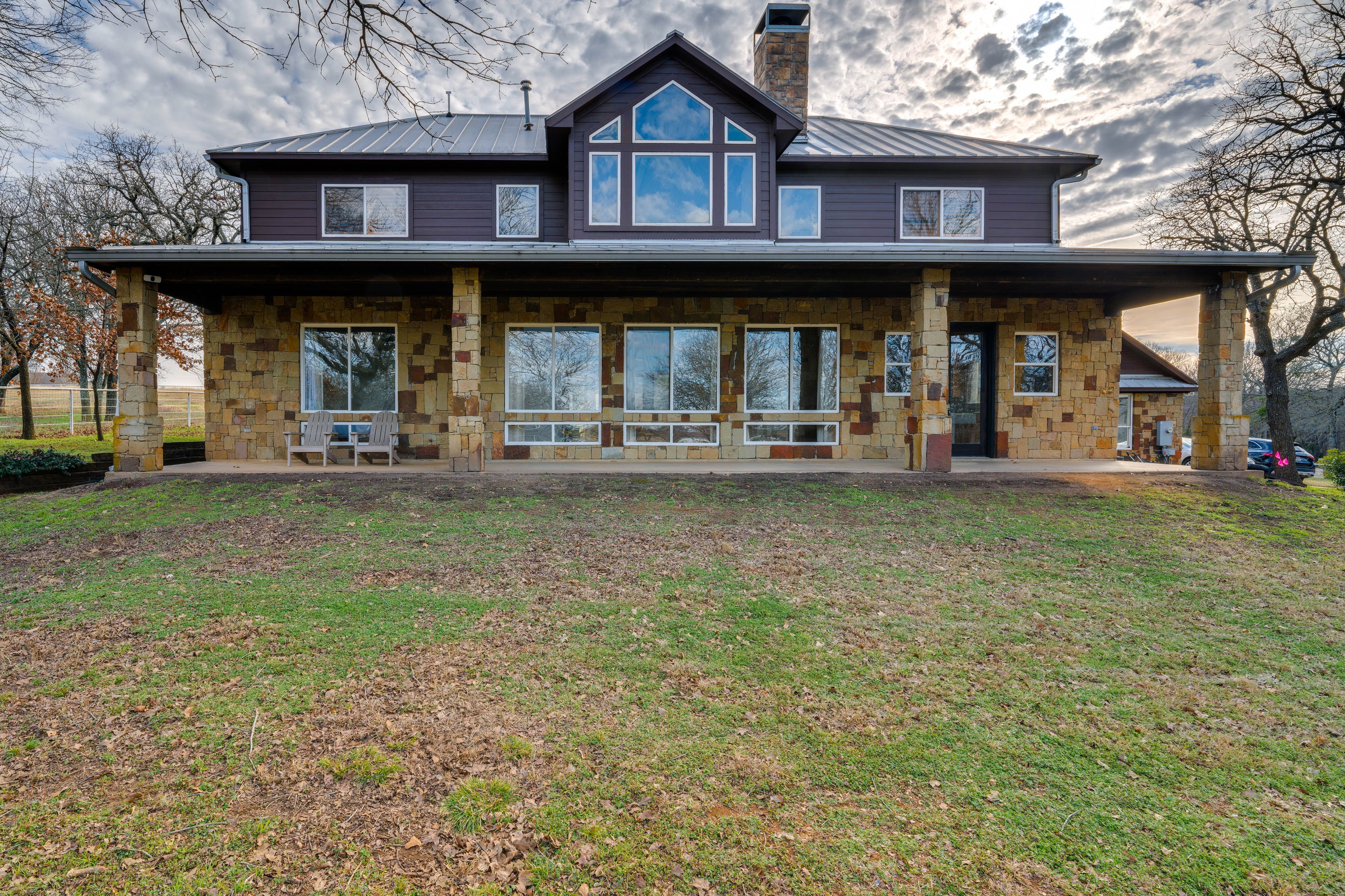 Backyard | Porch