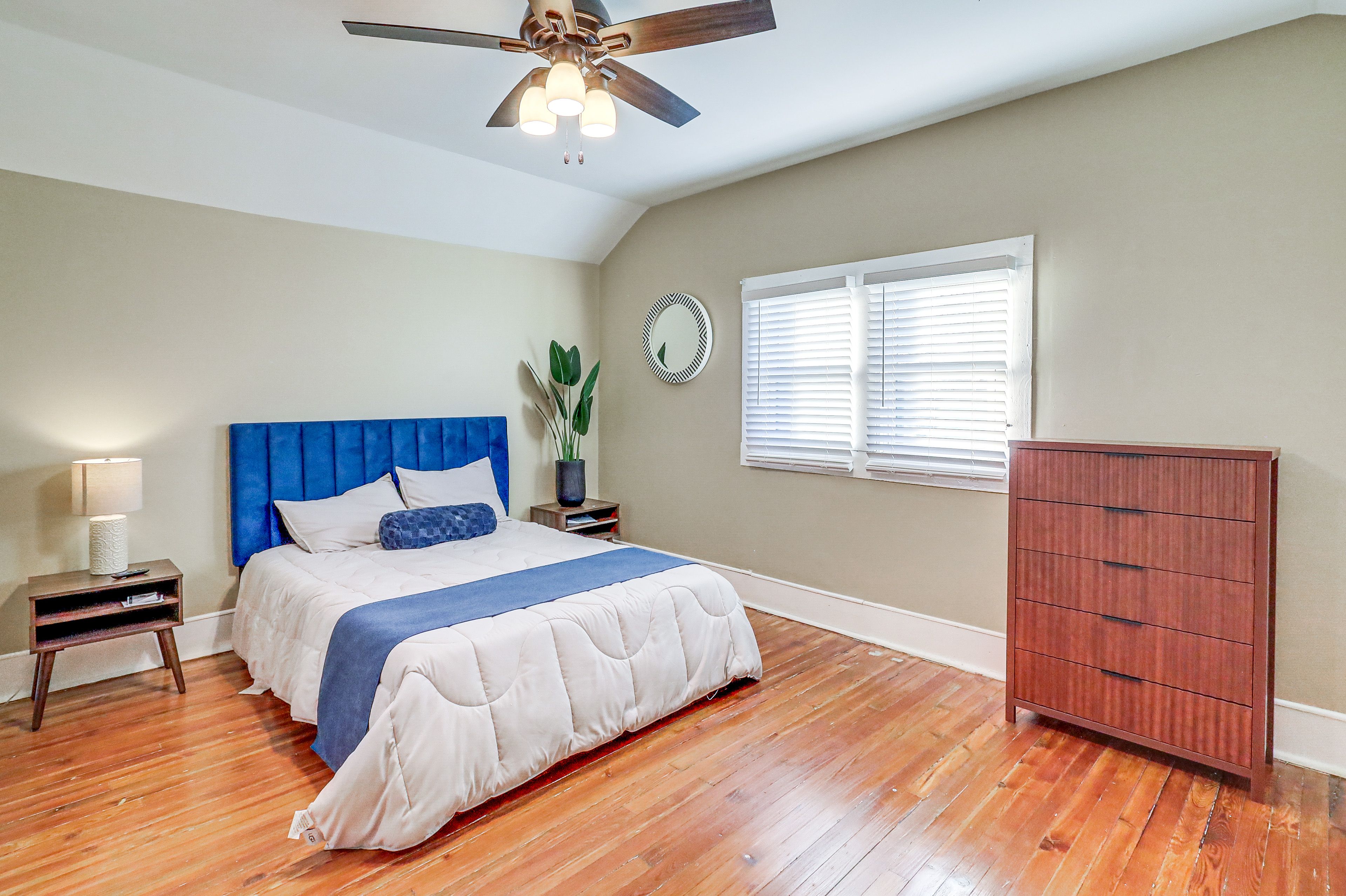 Bedroom 3 | 2nd Floor | Queen Bed | Smart TV