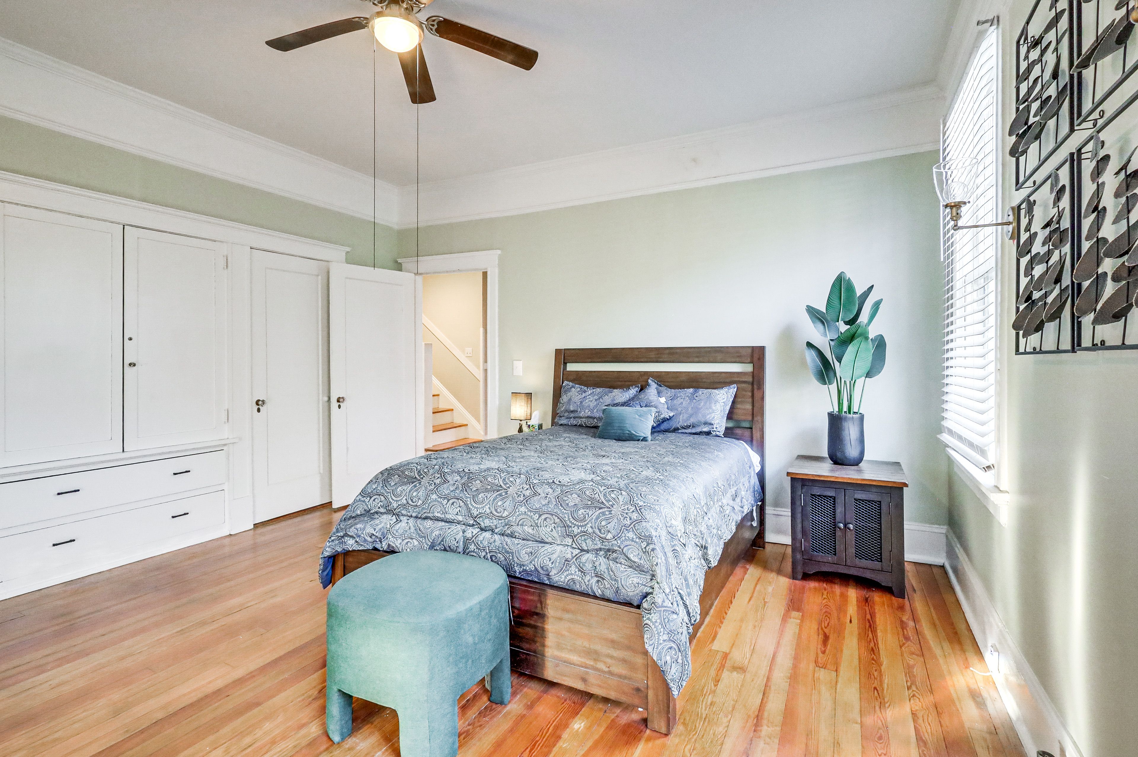 Bedroom 2 | 1st Floor | Queen Bed | Smart TV