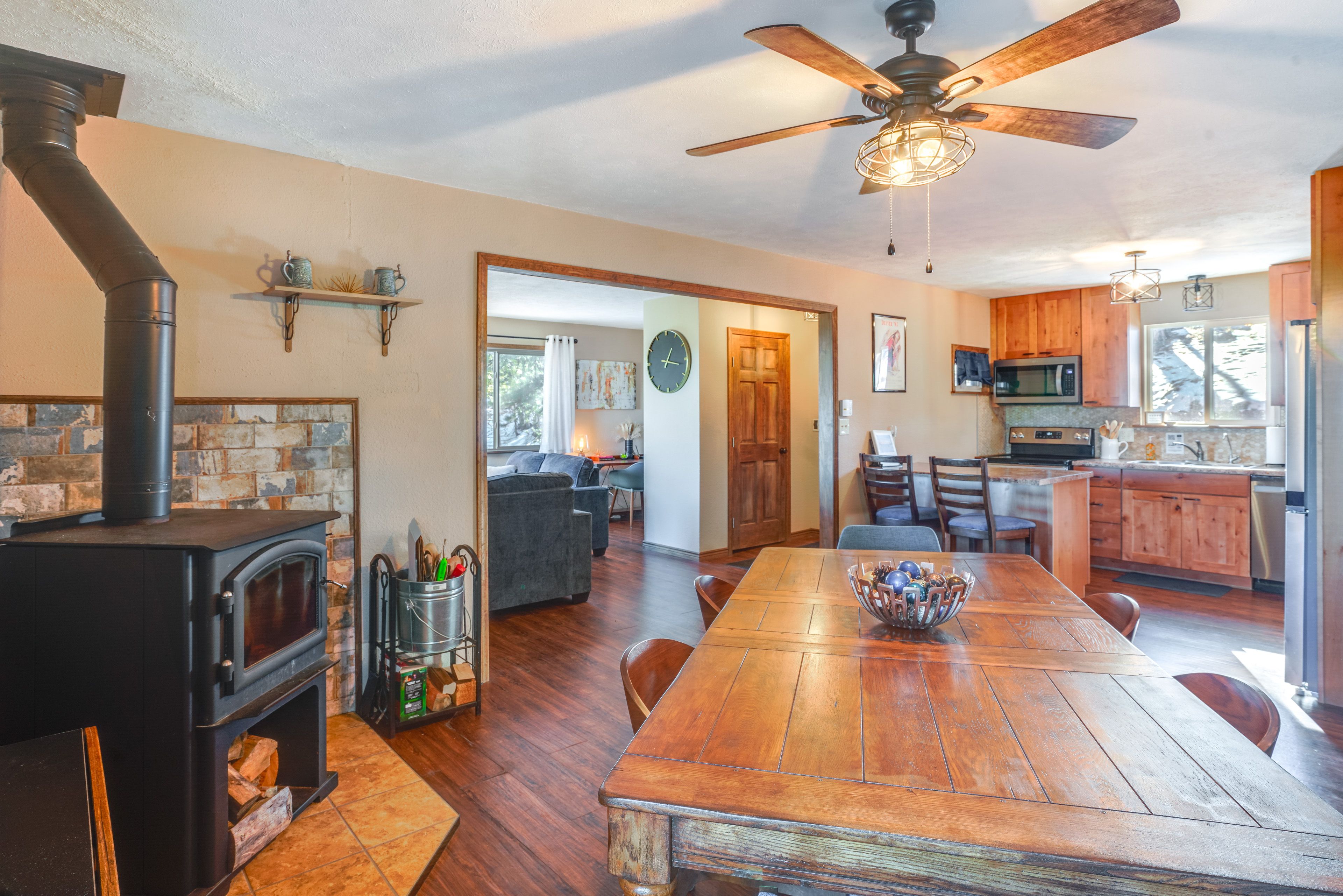 Dining Area | Dishware & Flatware | Main Level