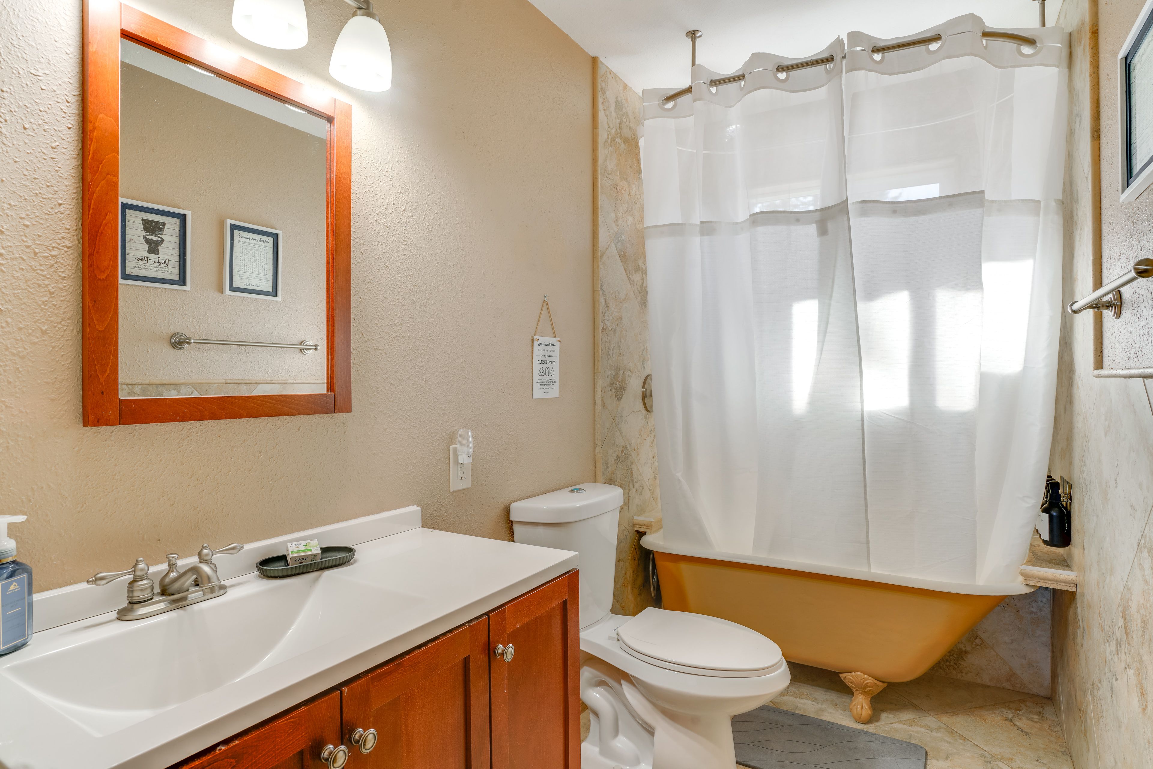 Full Bath | Main Level