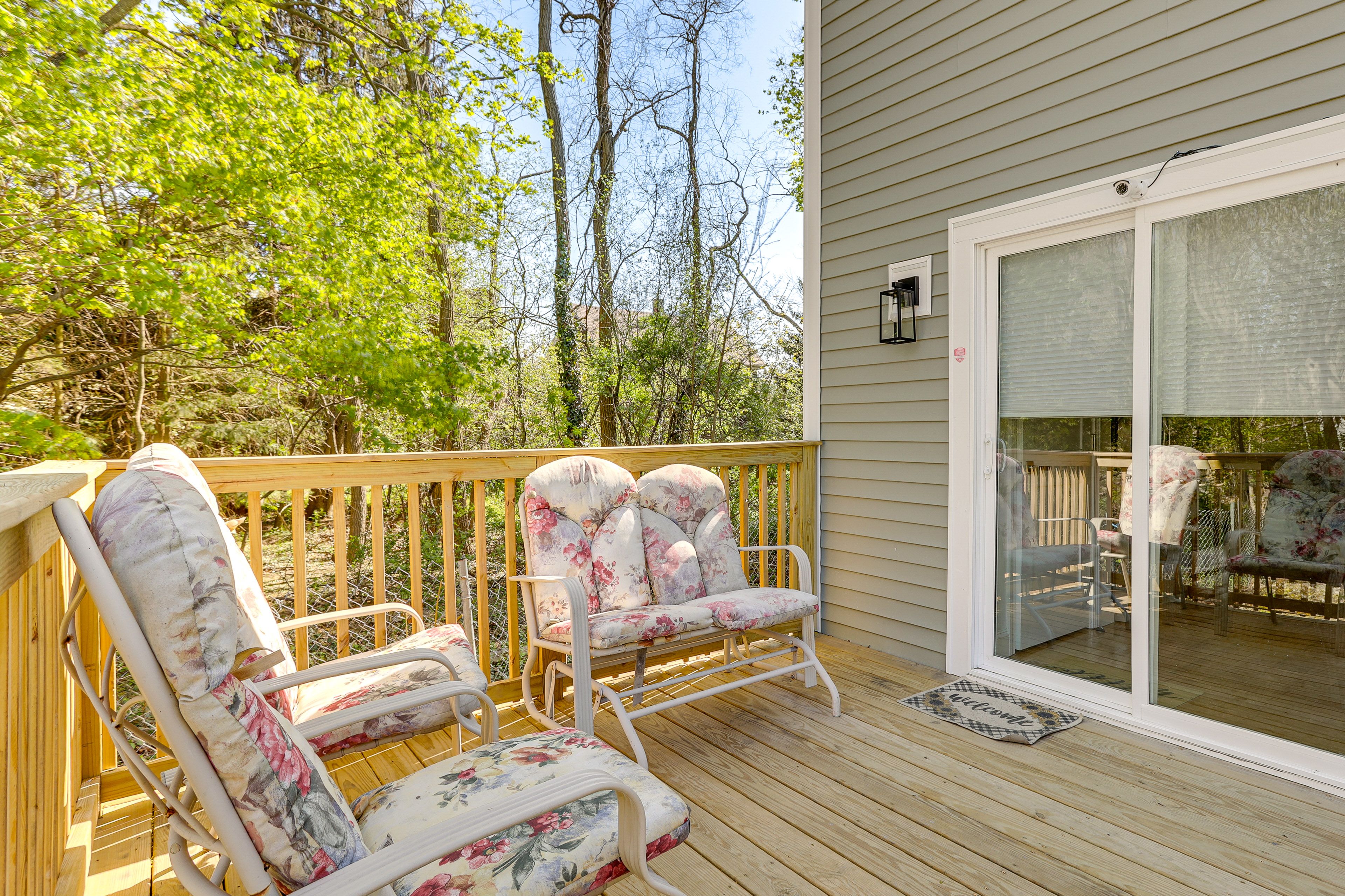 Avon Vacation Rental | 4BR | 2BA | 1,800 Sq Ft | Stairs Required