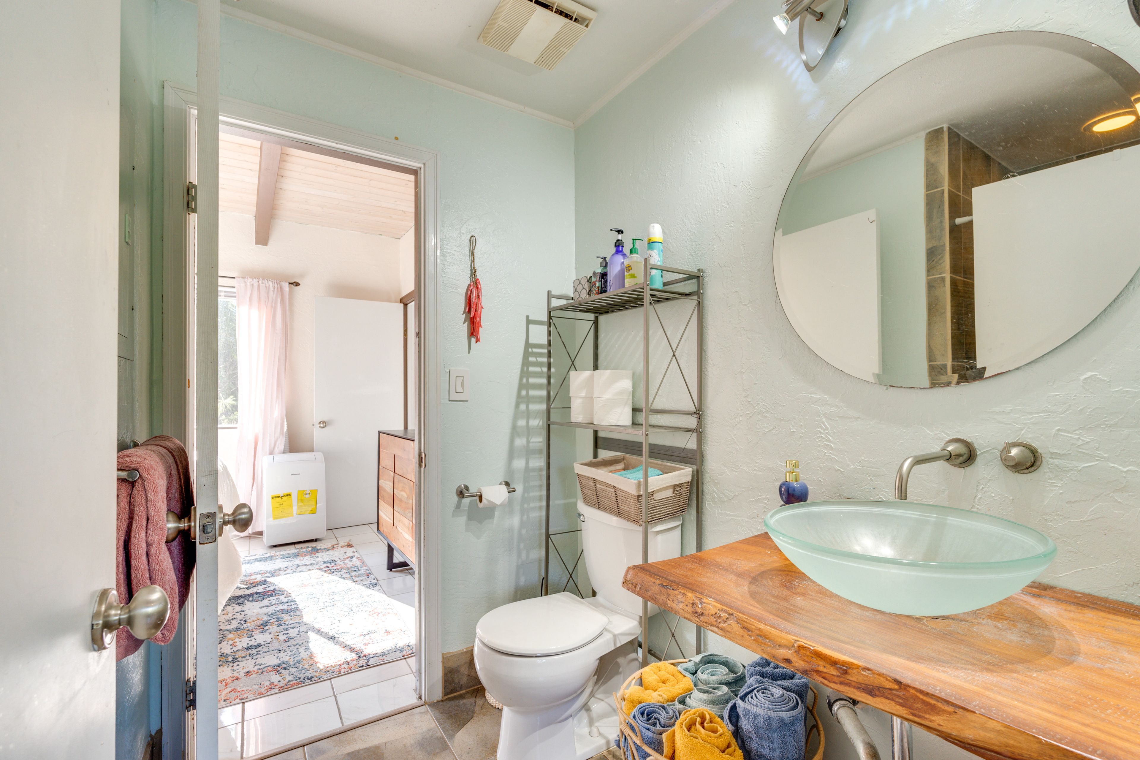 En-Suite Bathroom | 1st Floor | Complimentary Toiletries