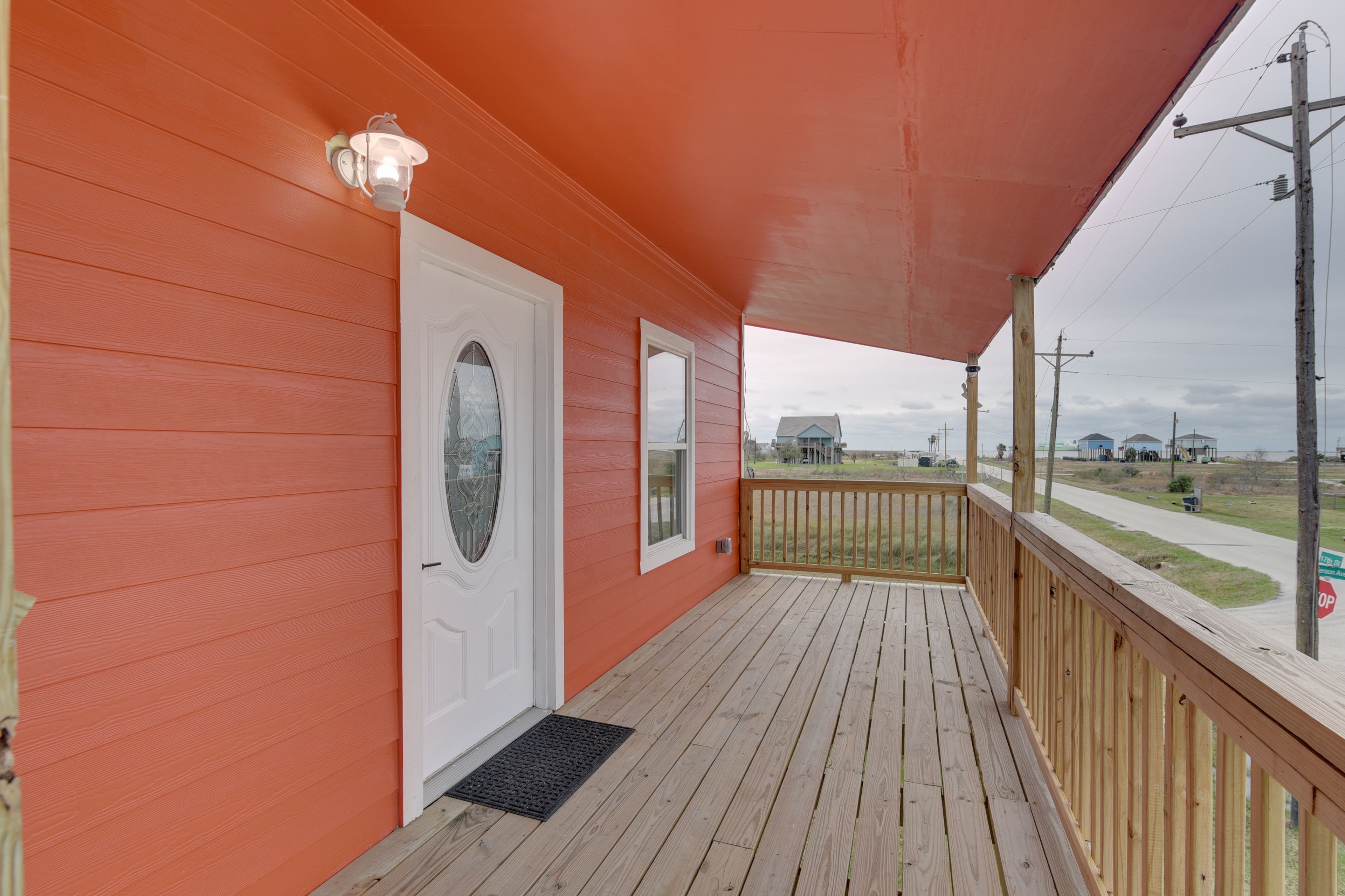 Front Balcony (Shared) | Entryway
