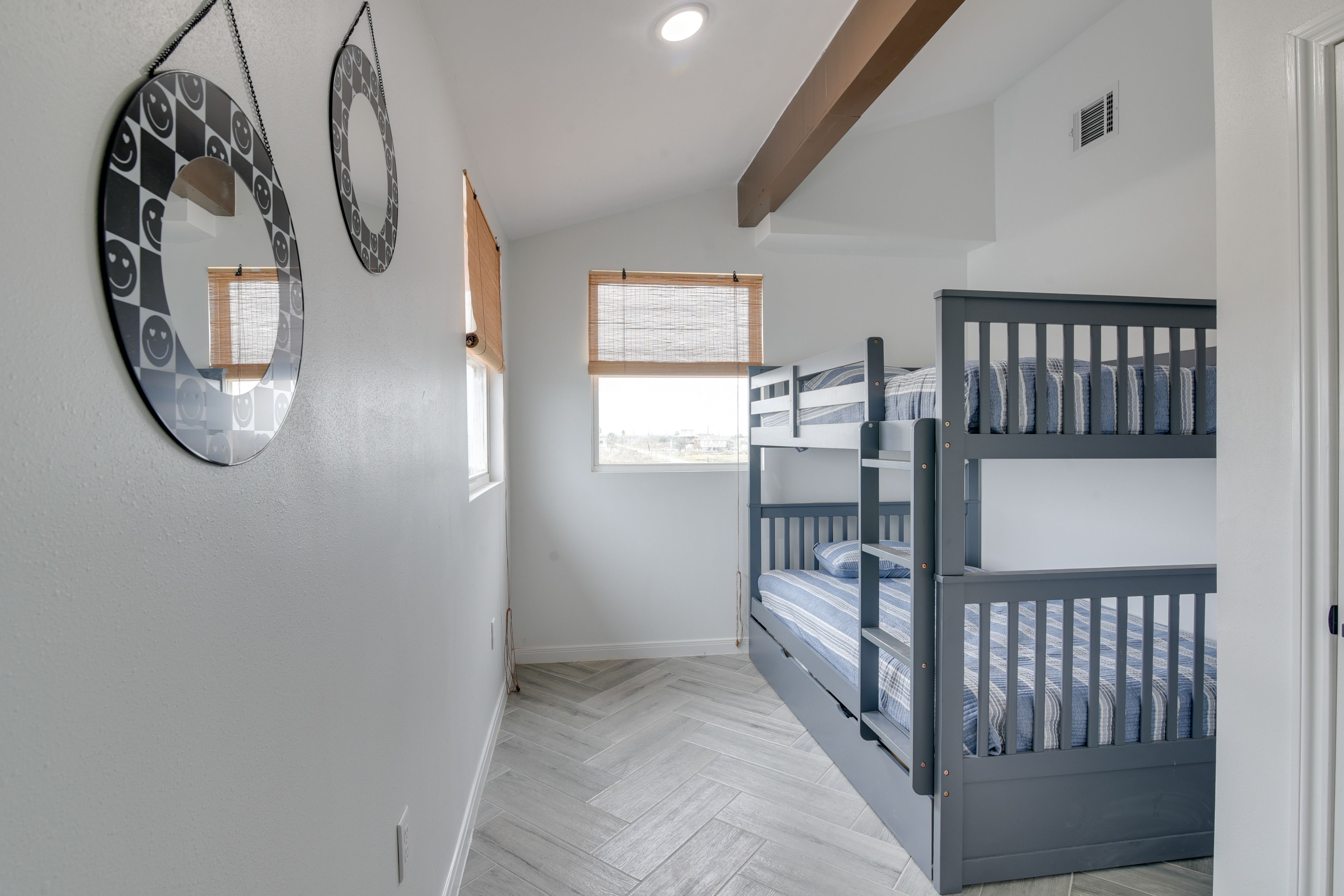 Bedroom 2 | Full Bunk Bed
