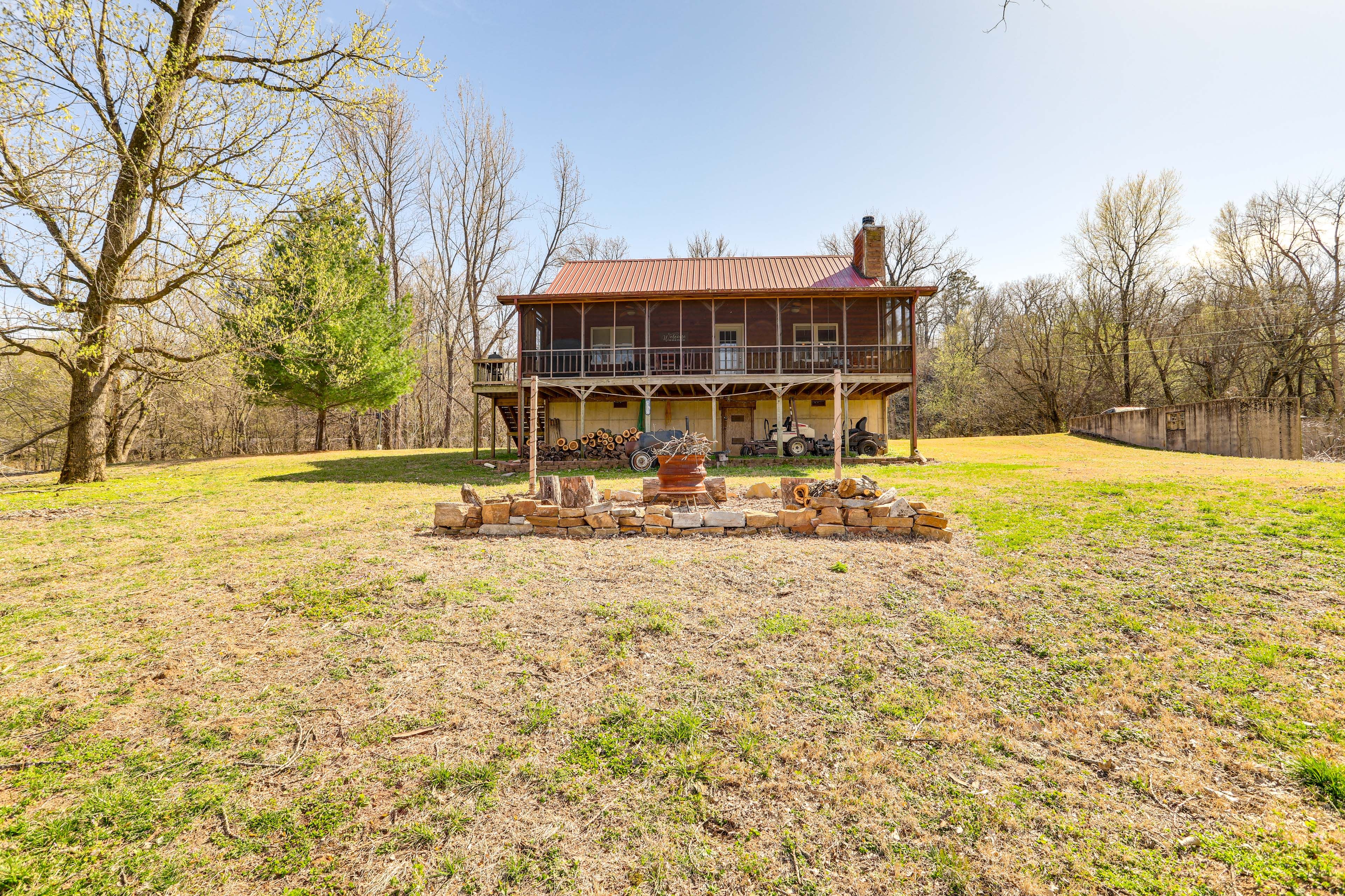 Large Private Yard | Fire Pit | Water Views