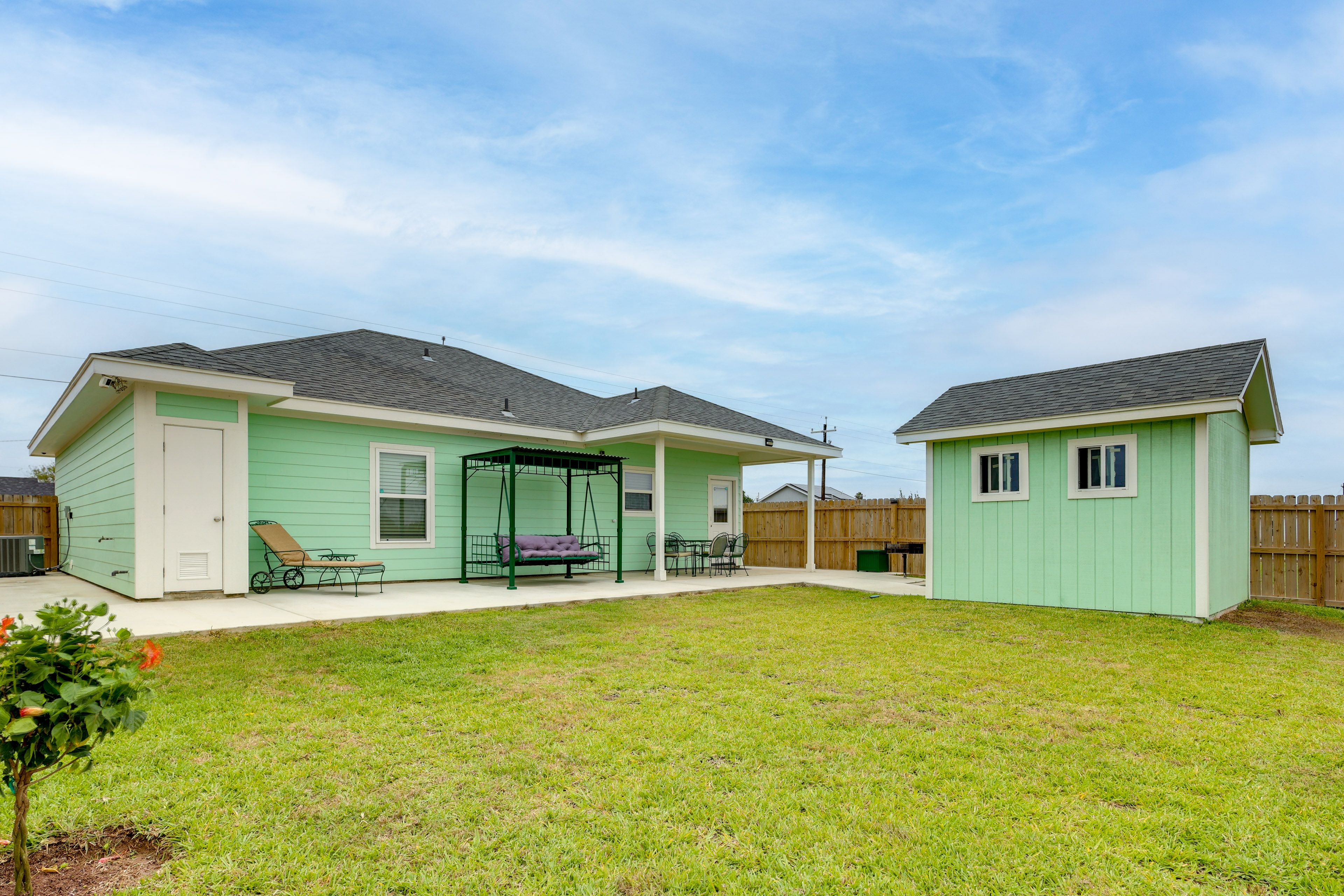 Patio | Outdoor Dining | Charcoal Grill | Fenced Yard