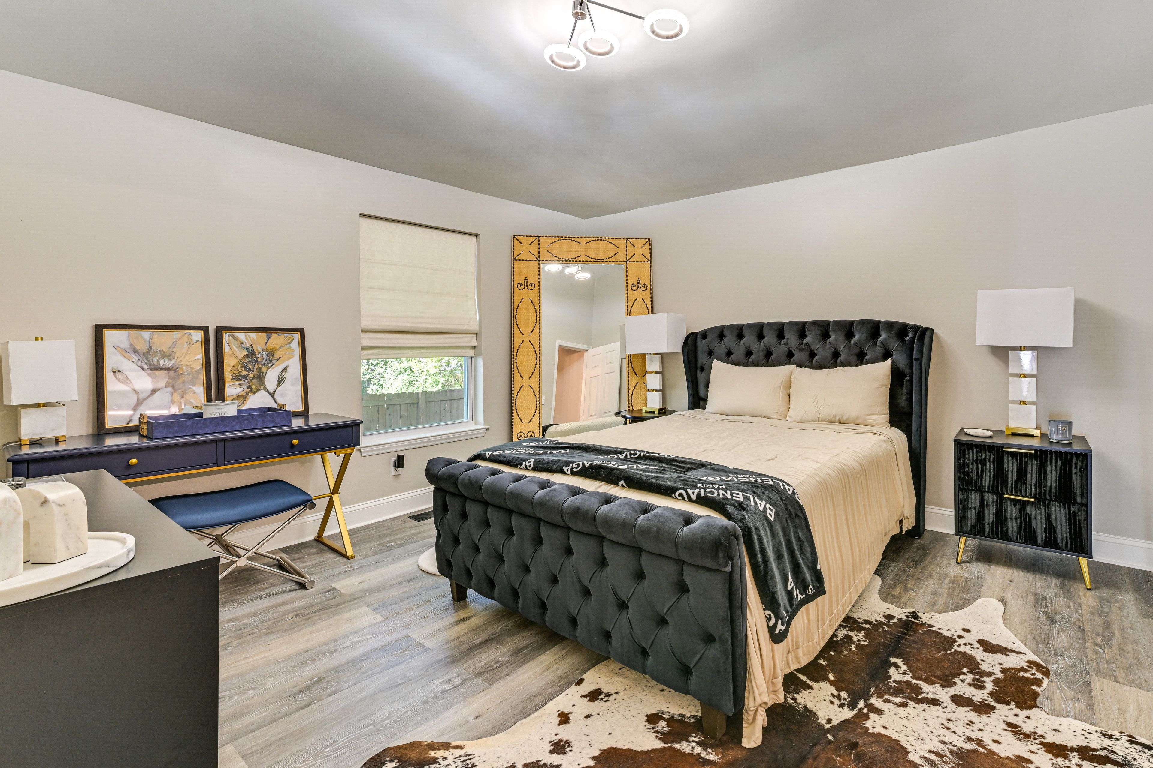 Bedroom 1 | Queen Bed | Linens Provided