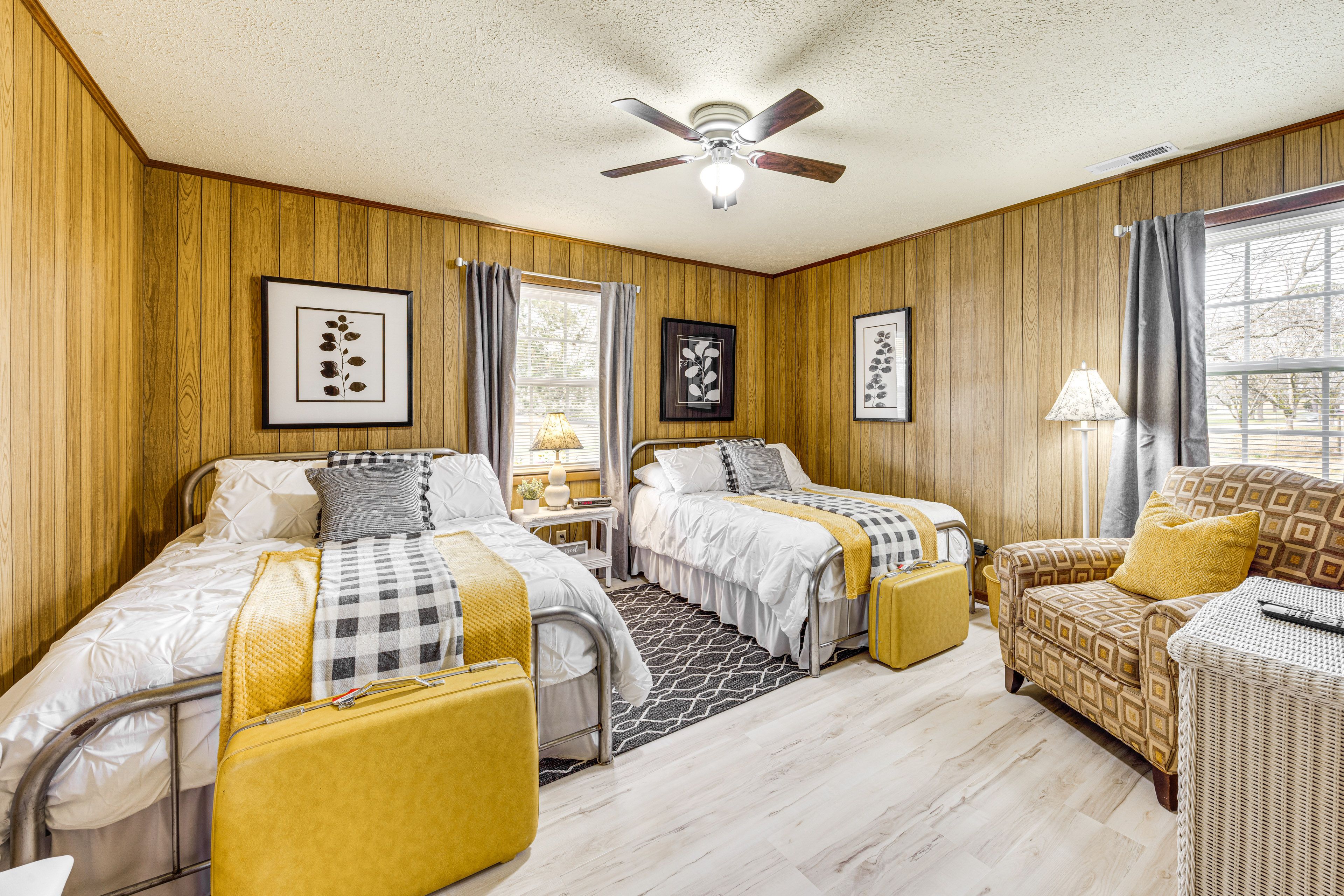 Bedroom 1 | 2 Full Beds