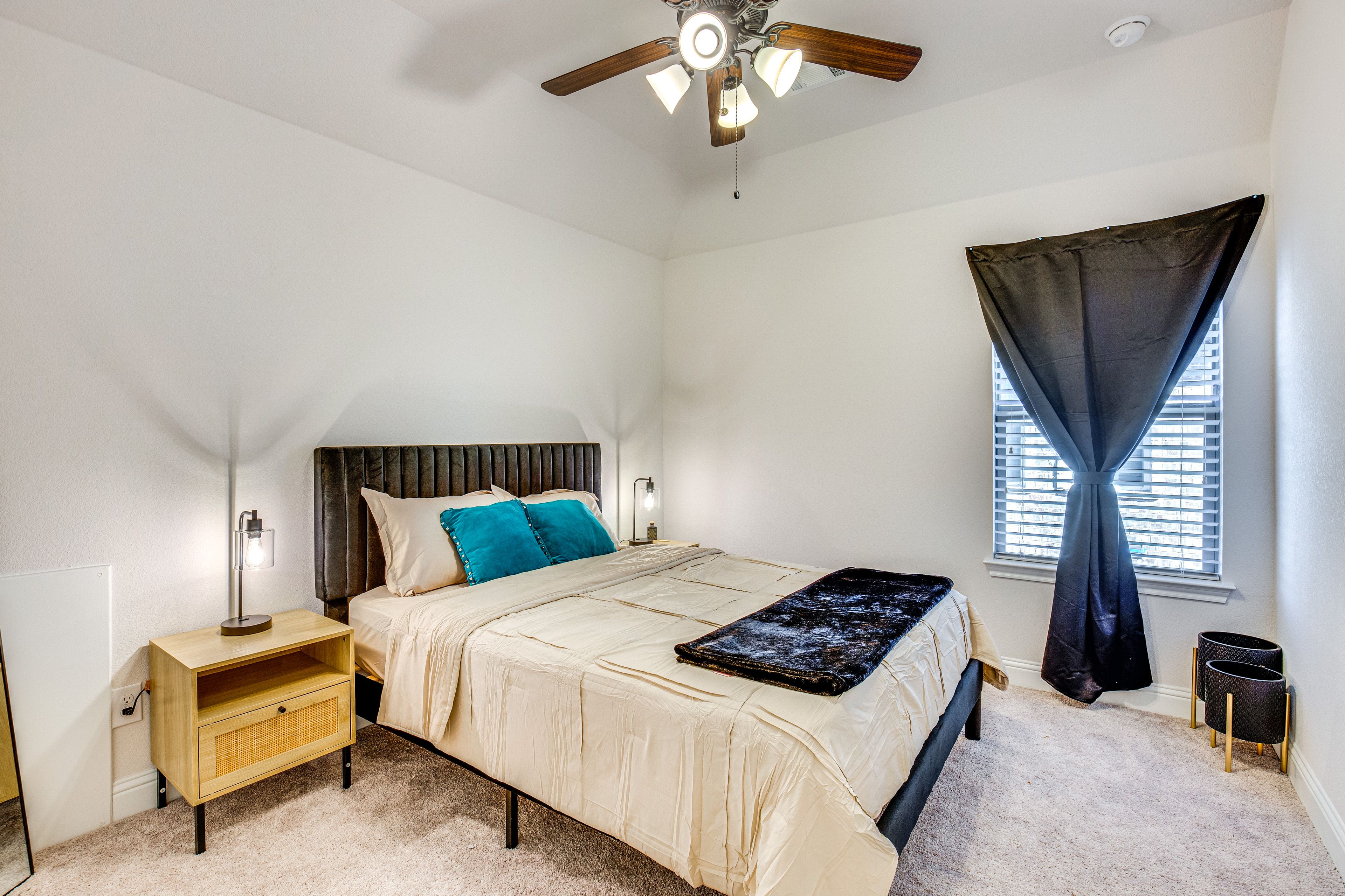 Bedroom 2 | Queen Bed | 2nd Floor