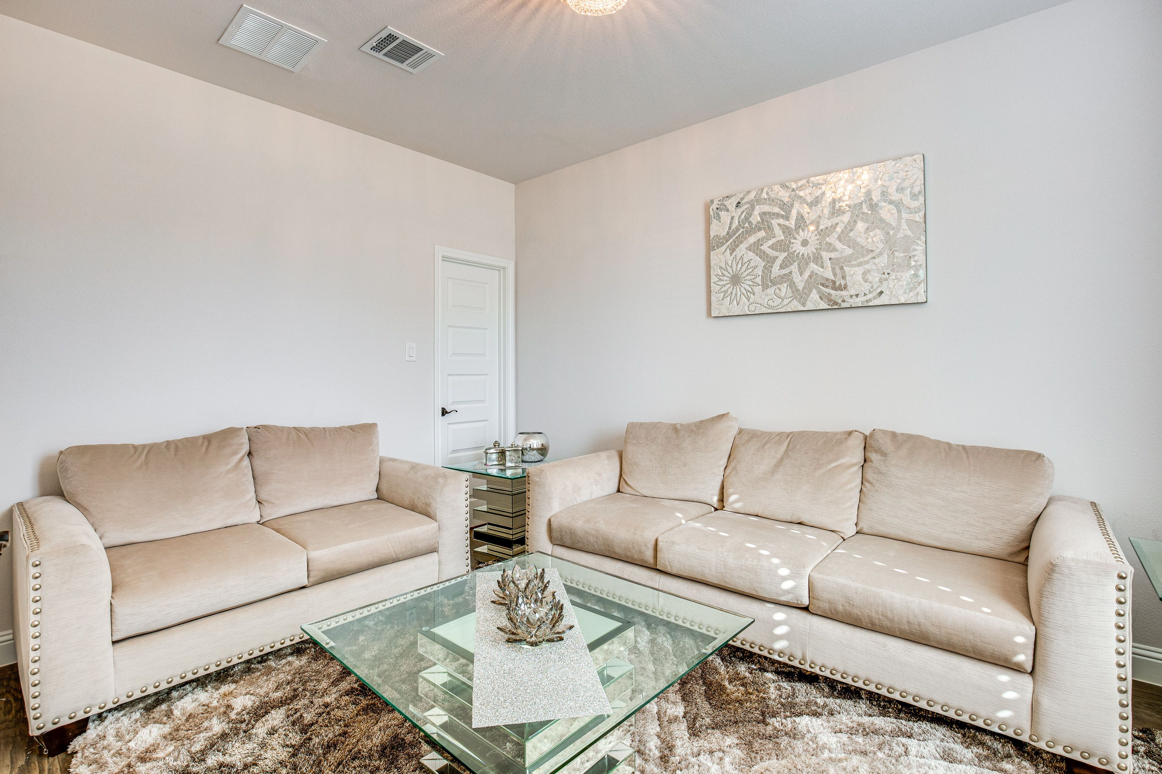Sitting Room | 1st Floor