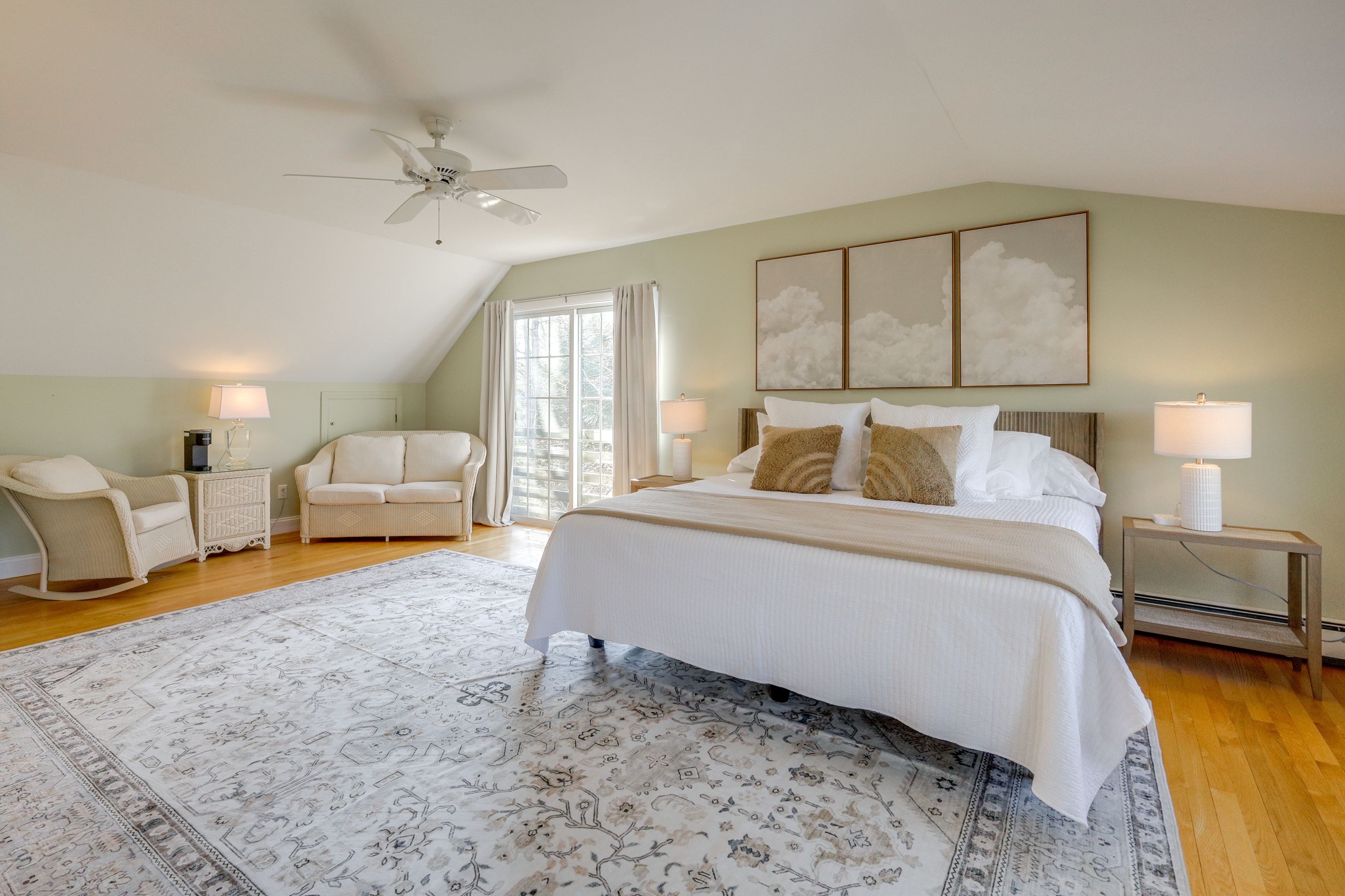 Bedroom 2 | 2nd Floor | King Bed | Smart TV