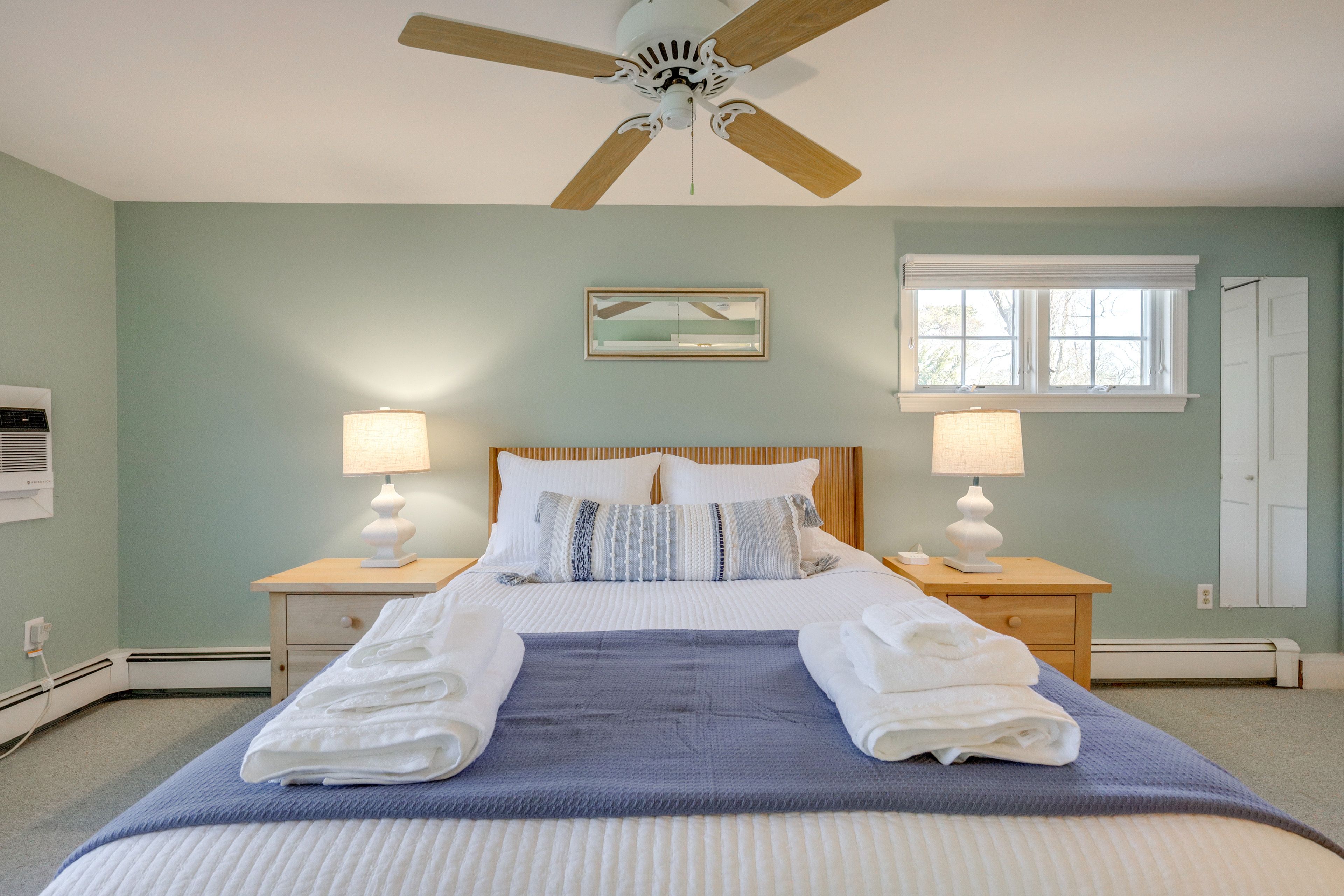 Bedroom 3 | 2nd Floor | Queen Bed