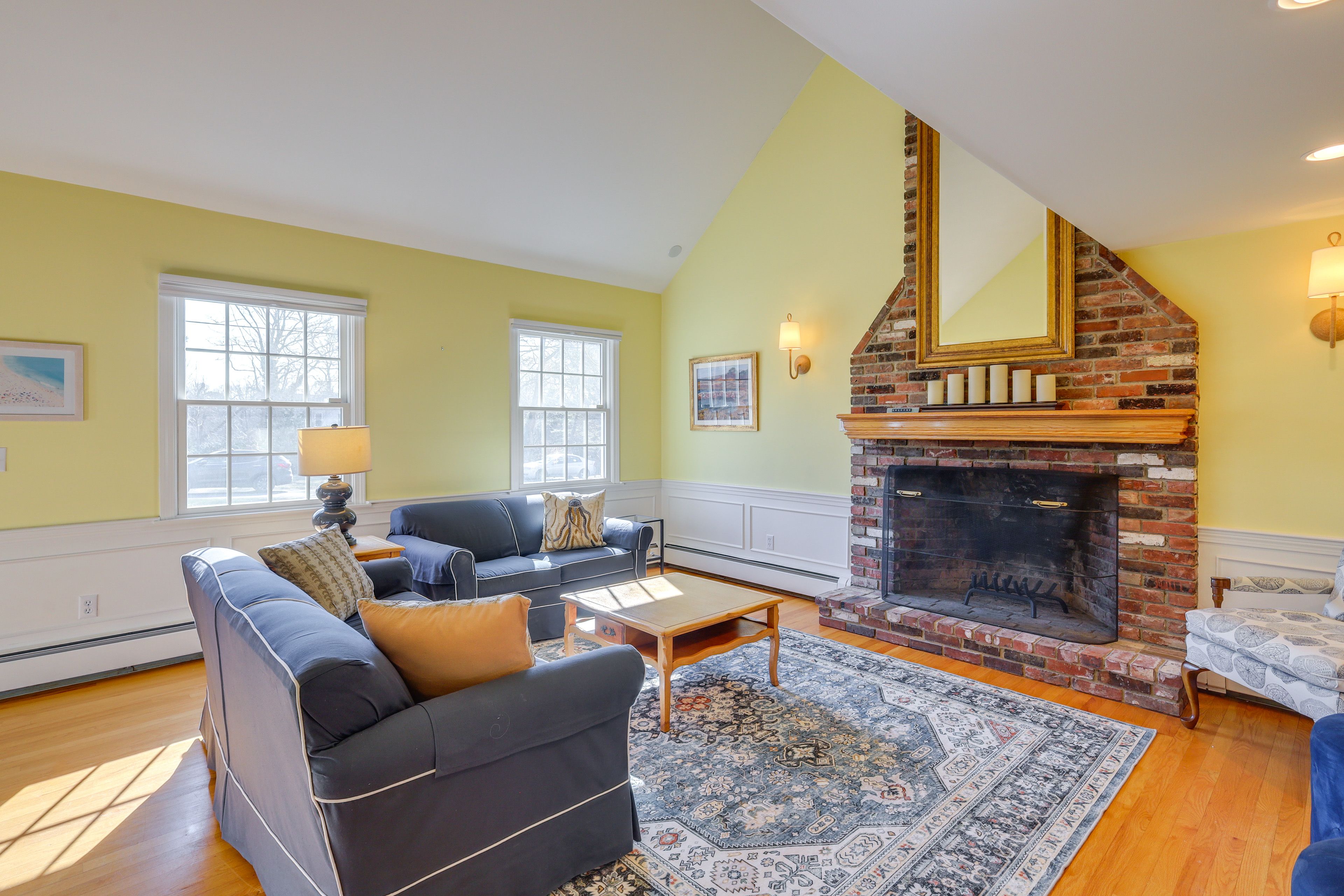 Living Room | 1st Floor | Books/Board Games