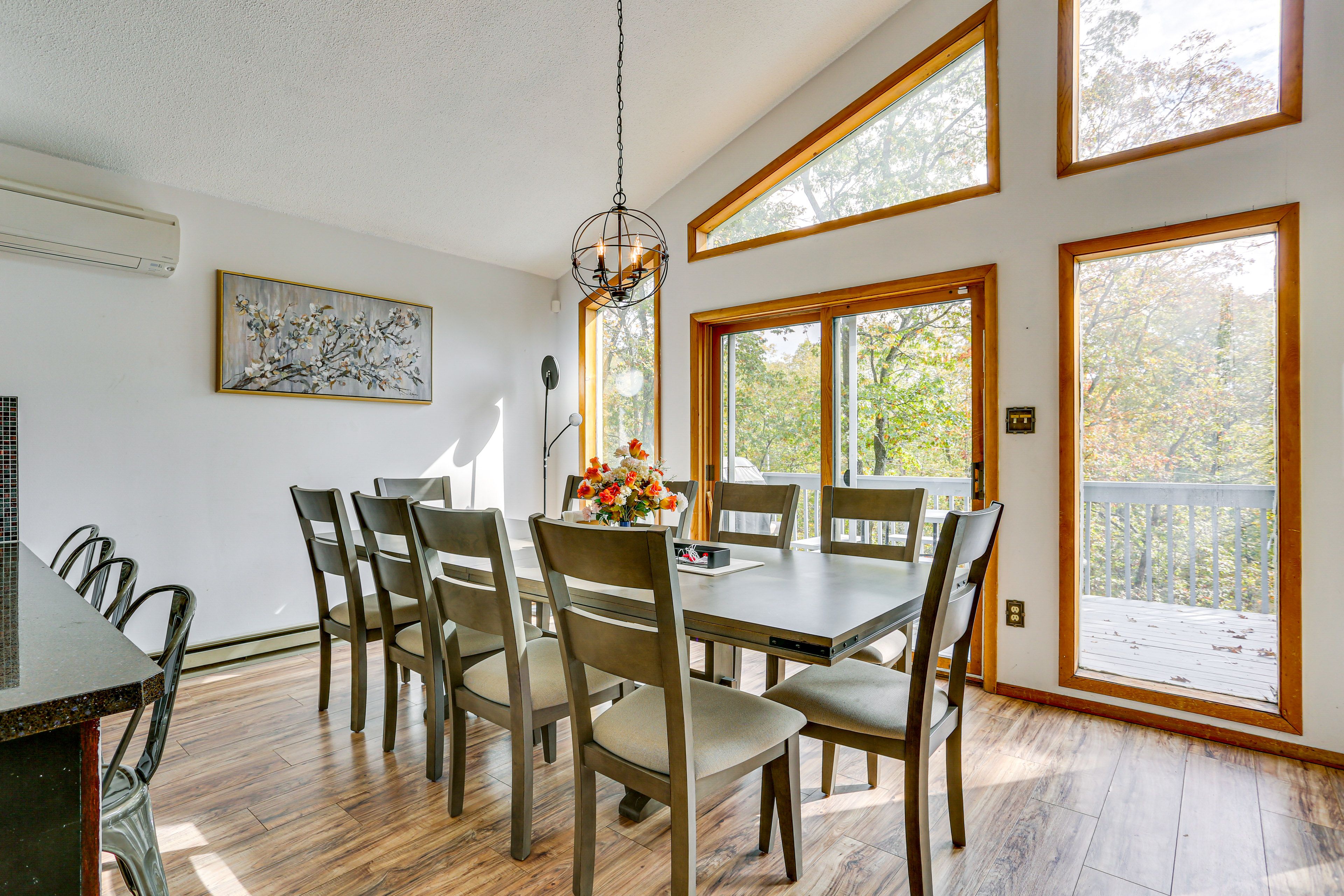 Dining Area | 1st Floor