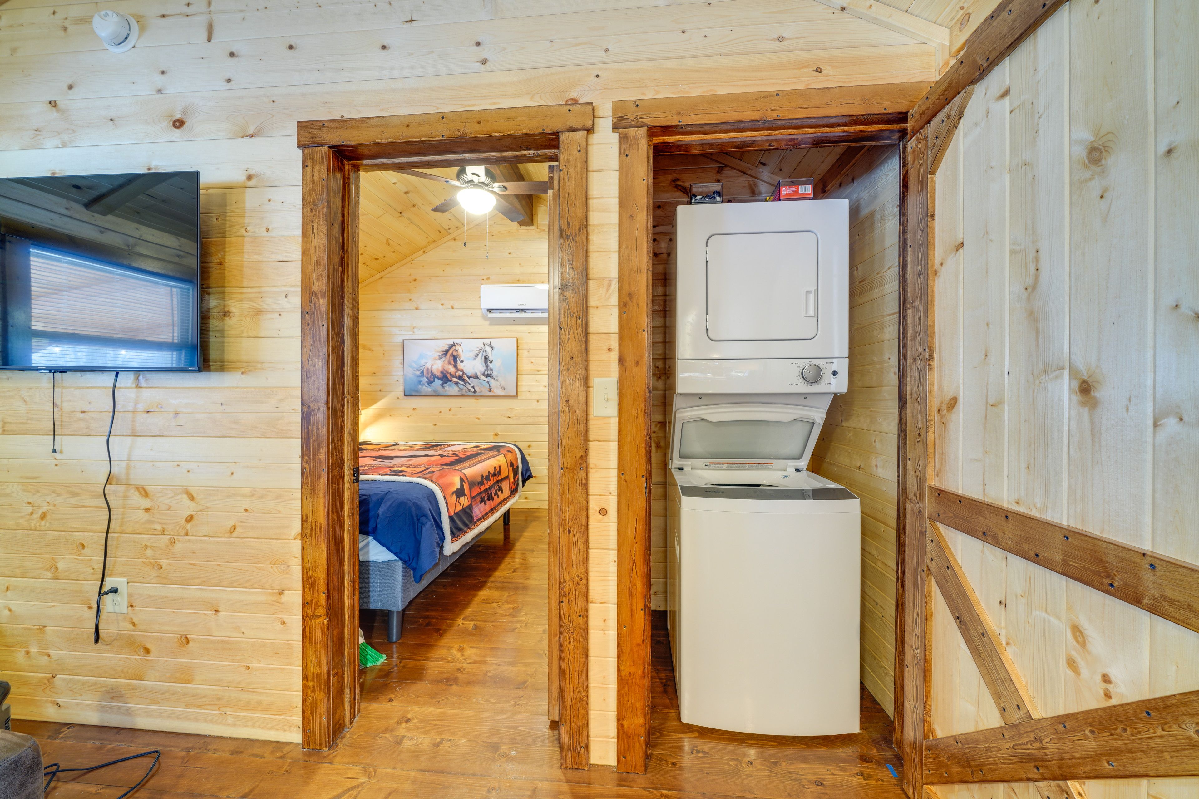 Washer & Dryer | Detergent Provided