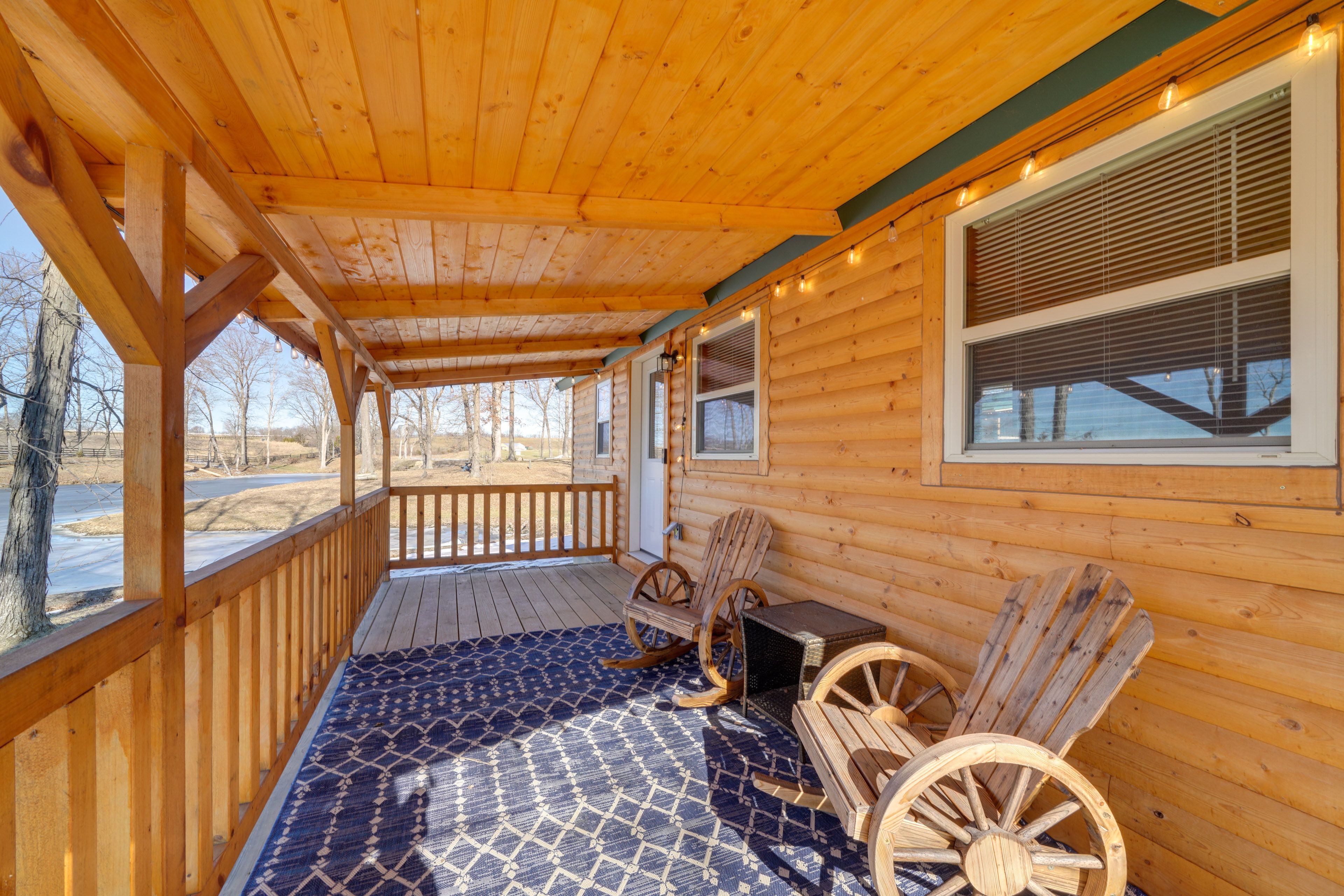 Private Porch | Pond Views