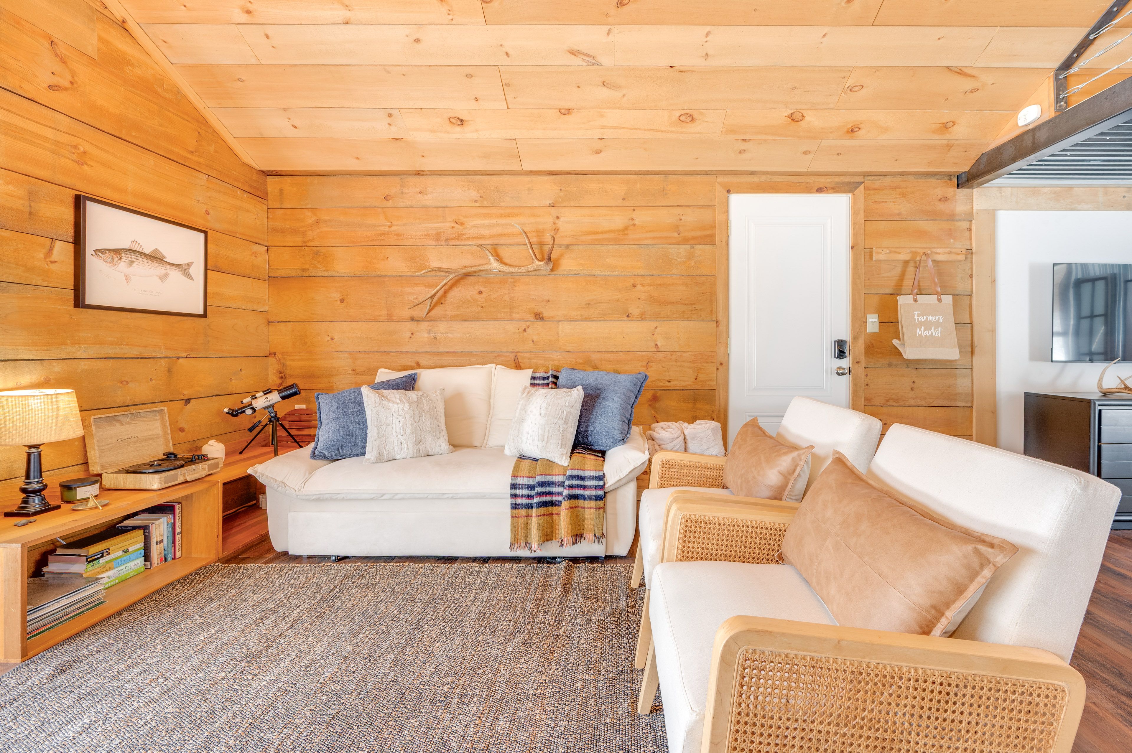 Living Room | 1st Floor