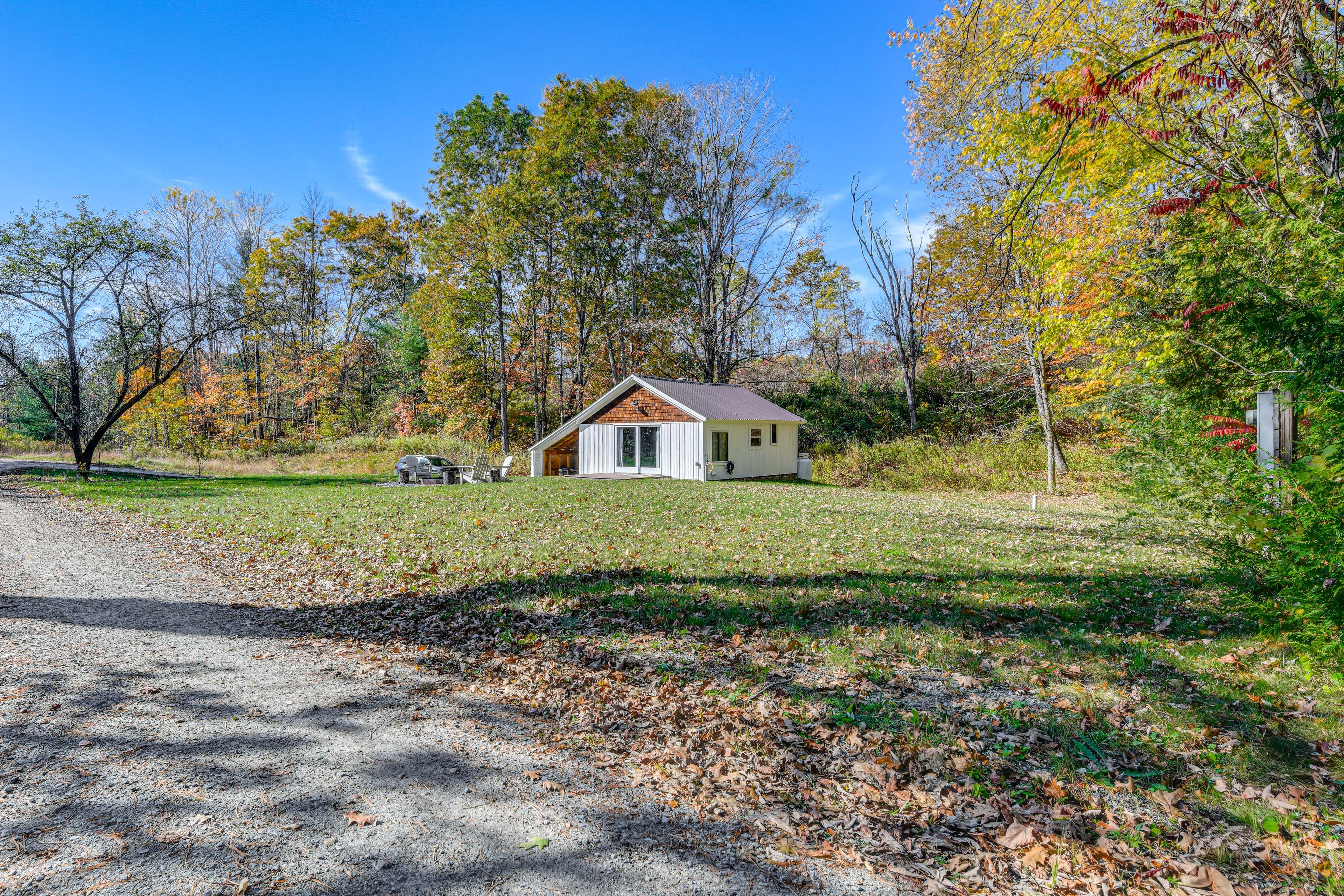 Parking | Driveway (4 Vehicles) | No Street Parking in Winter