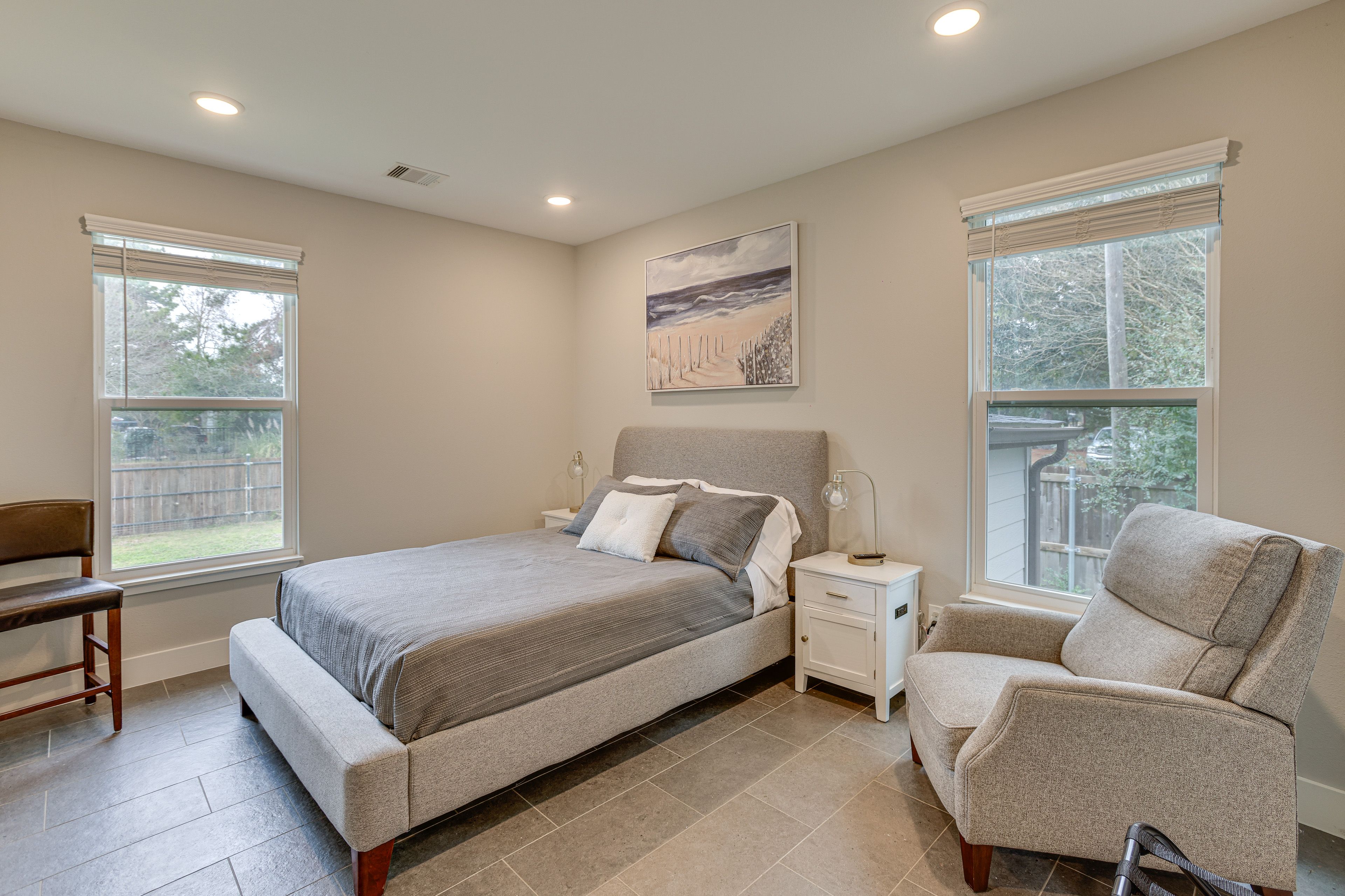 Bedroom 3 | 1st Floor | Full Bed | Smart TV
