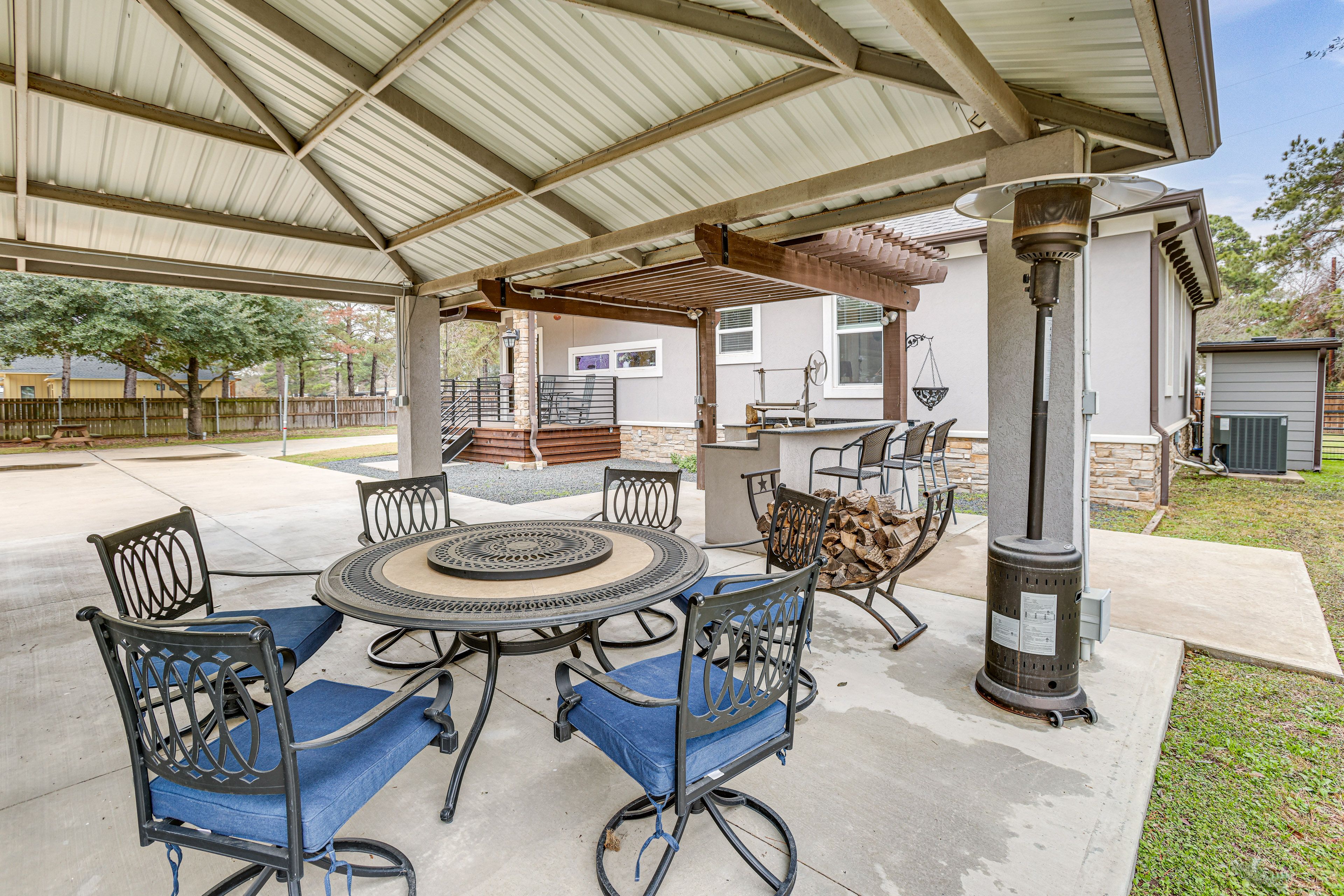 Patio | Gazebo w/ Dining Area