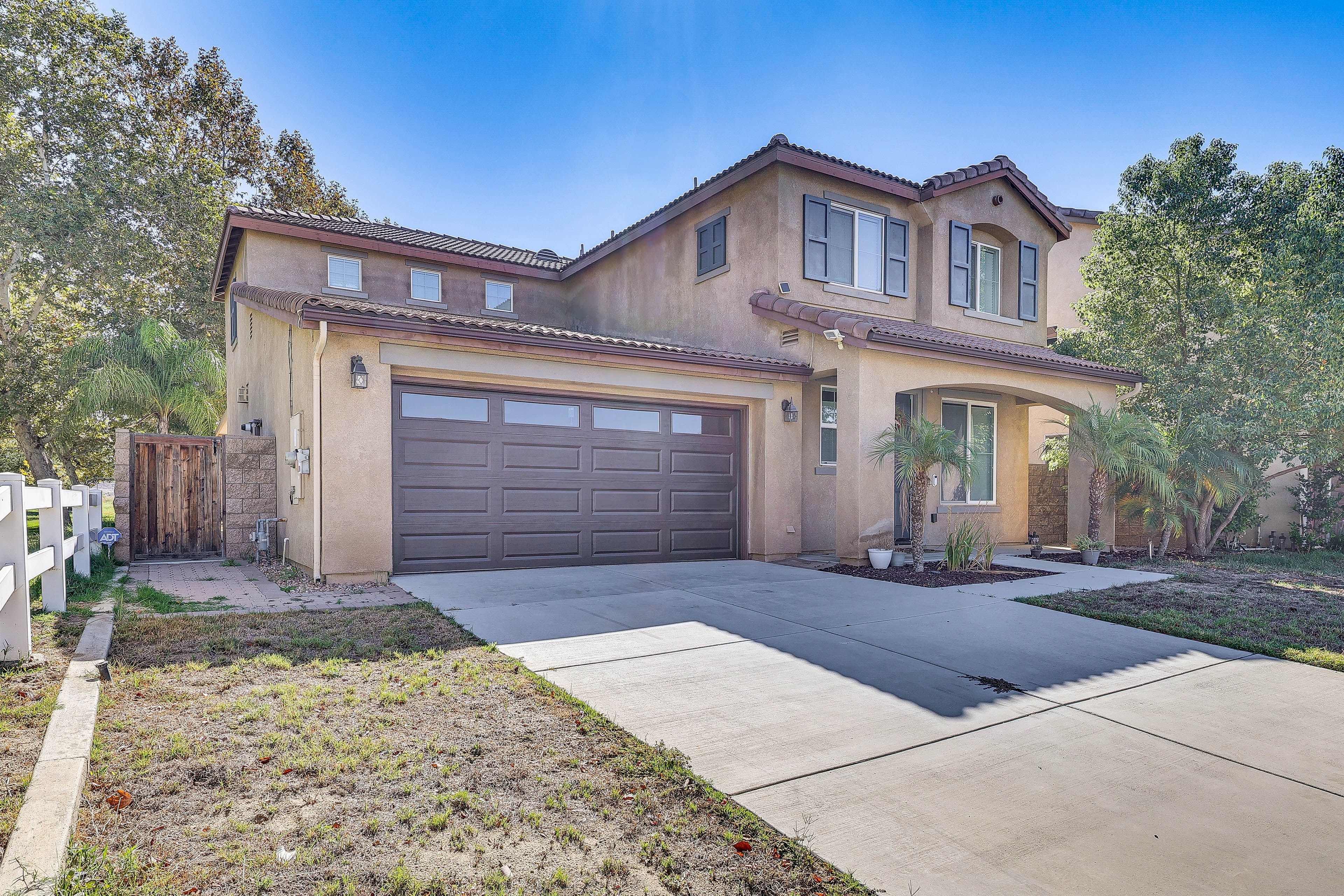Parking | Driveway (2 Vehicles) | Street Parking (First-Come, First-Served)