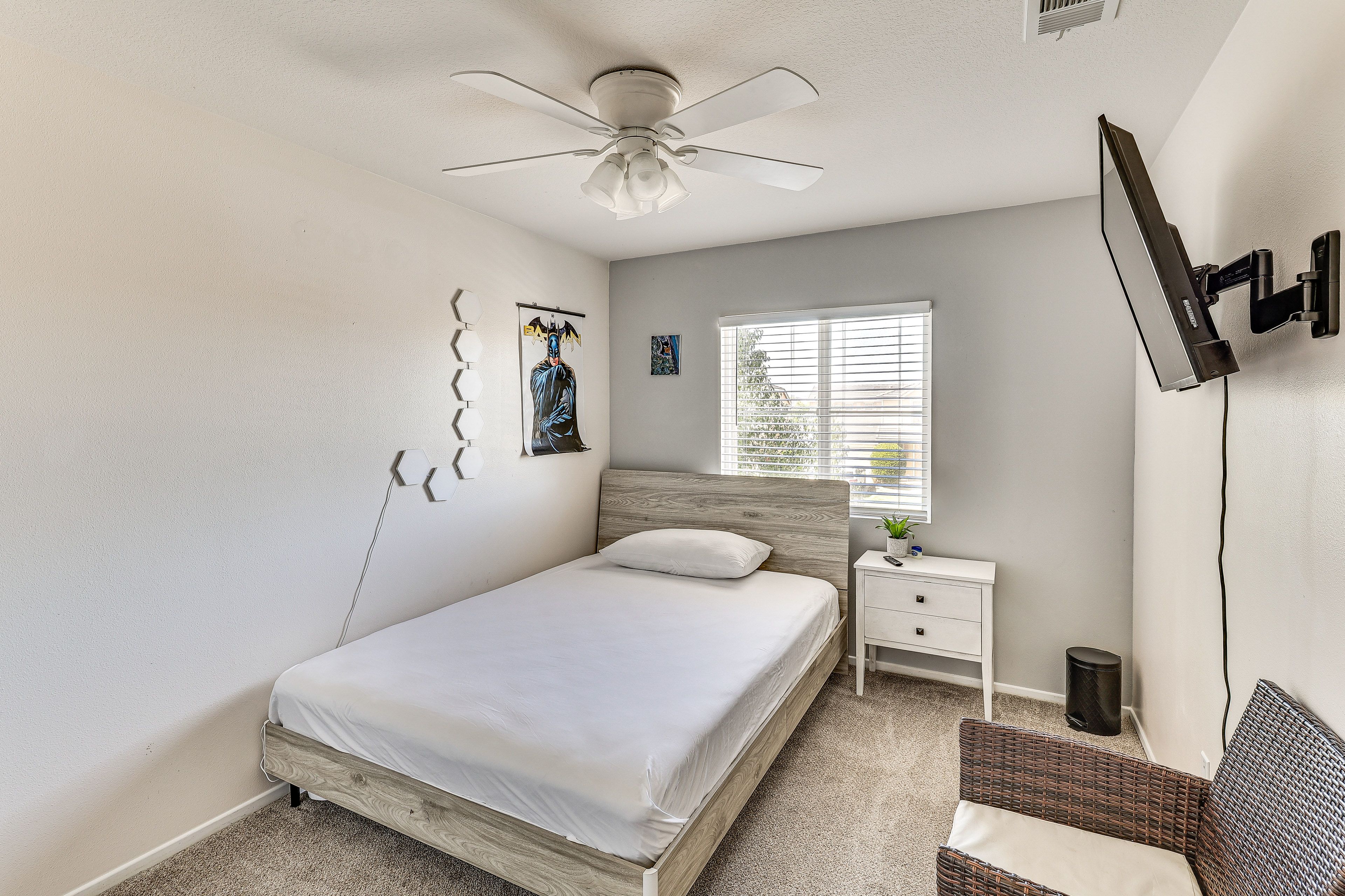 Bedroom 3 | 2nd Floor | Queen Bed