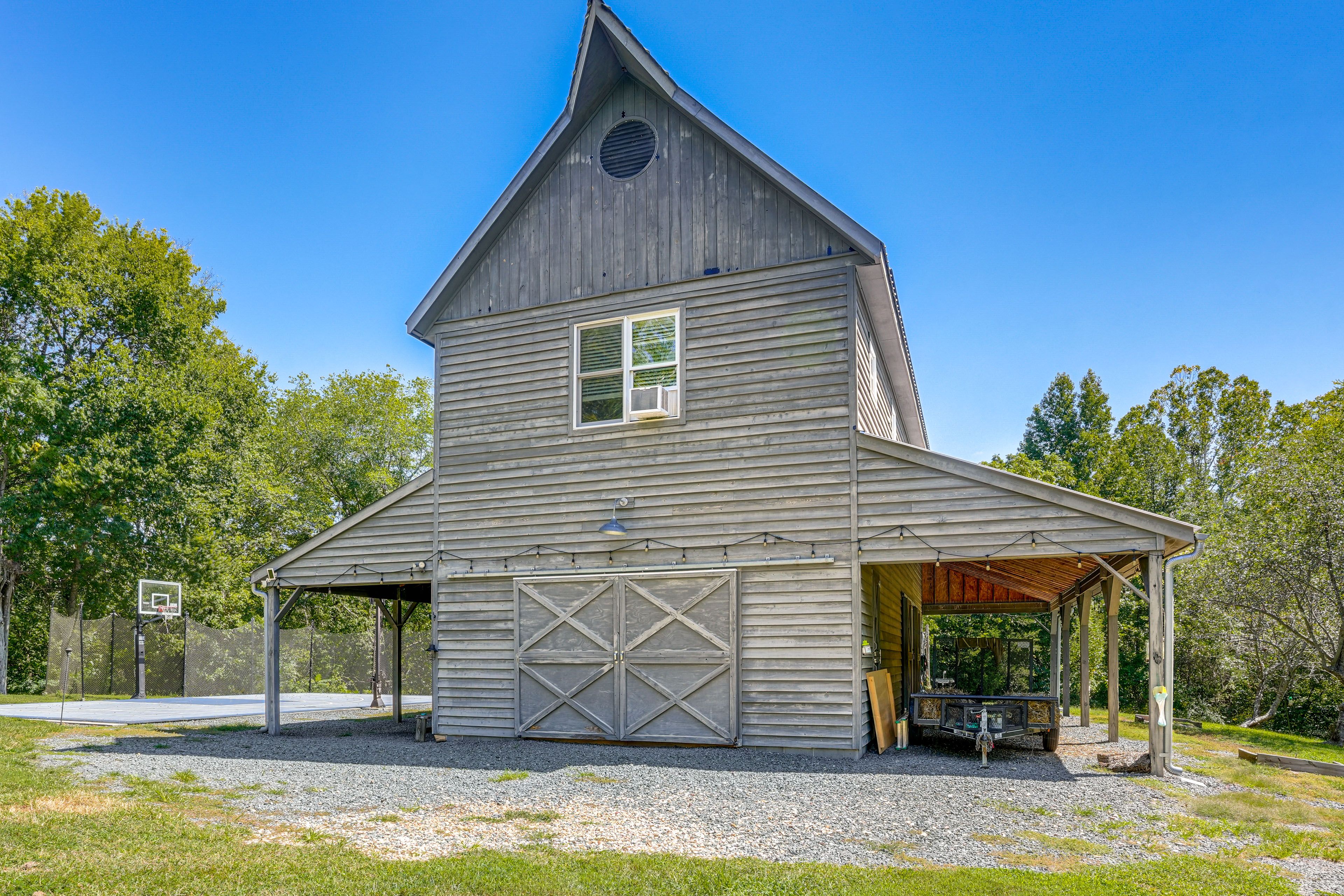 Parking | Driveway (2 Vehicles)
