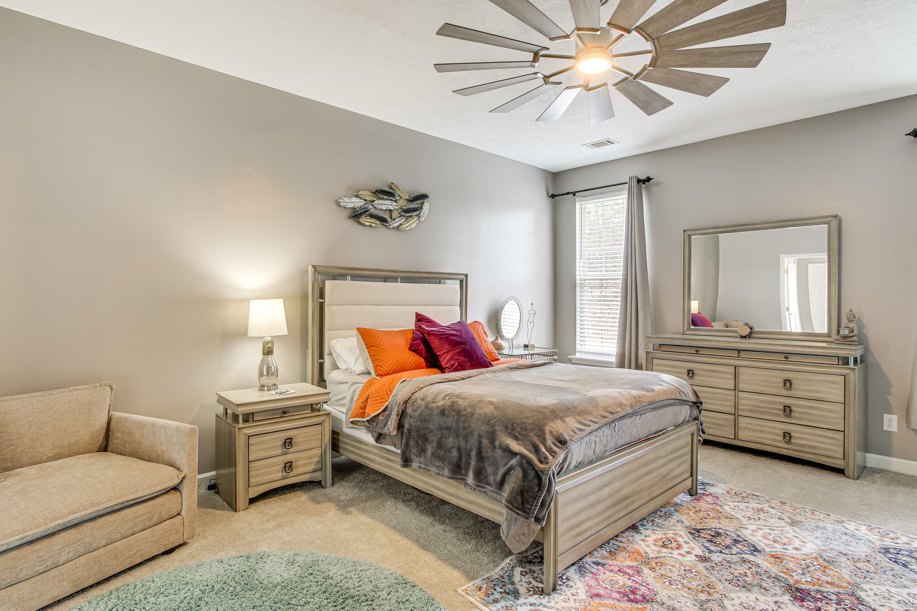 Bedroom 1 | King Bed | 1st Floor | Smart TV | En-Suite Bathroom