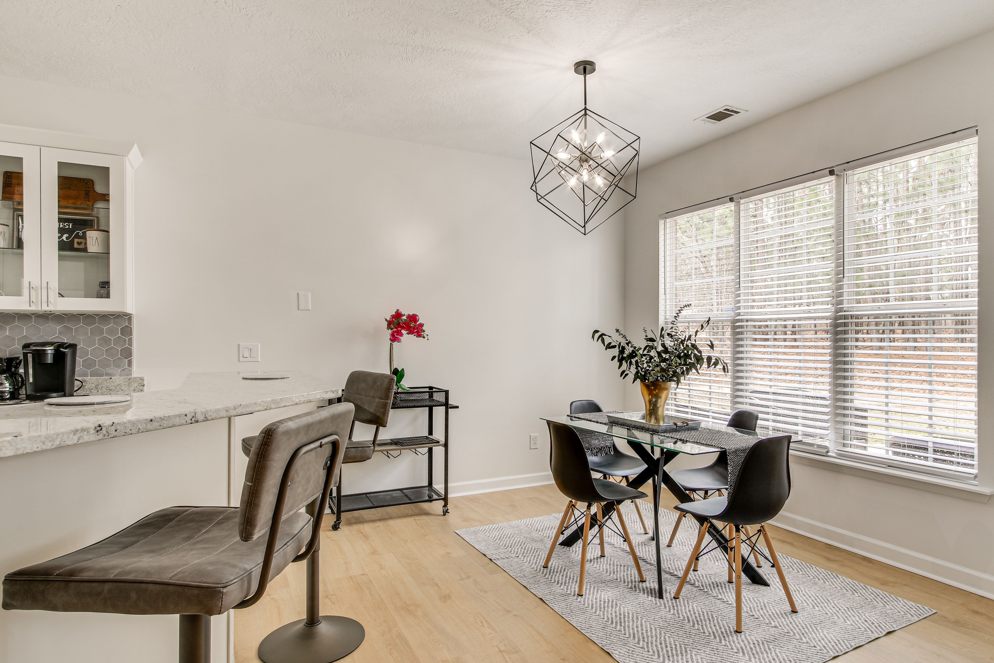 Dining Area | 1st Floor