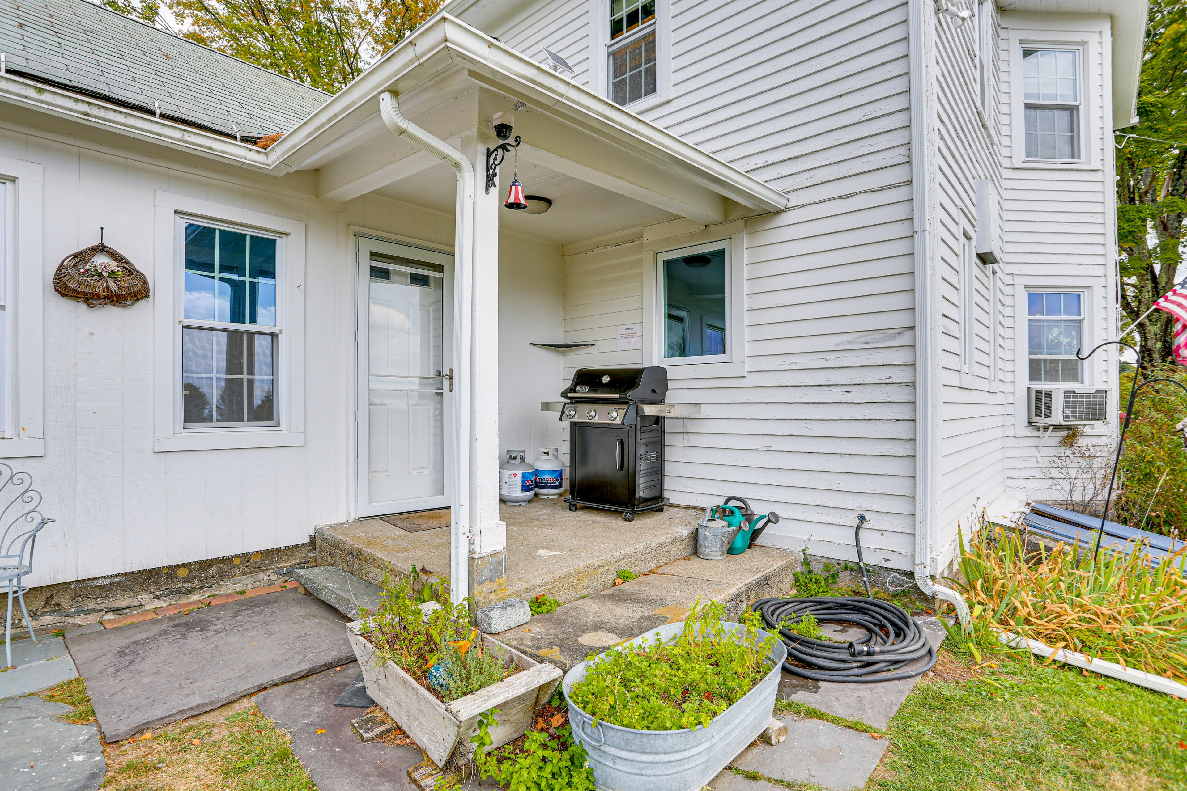 Rear Porch | Gas Grill