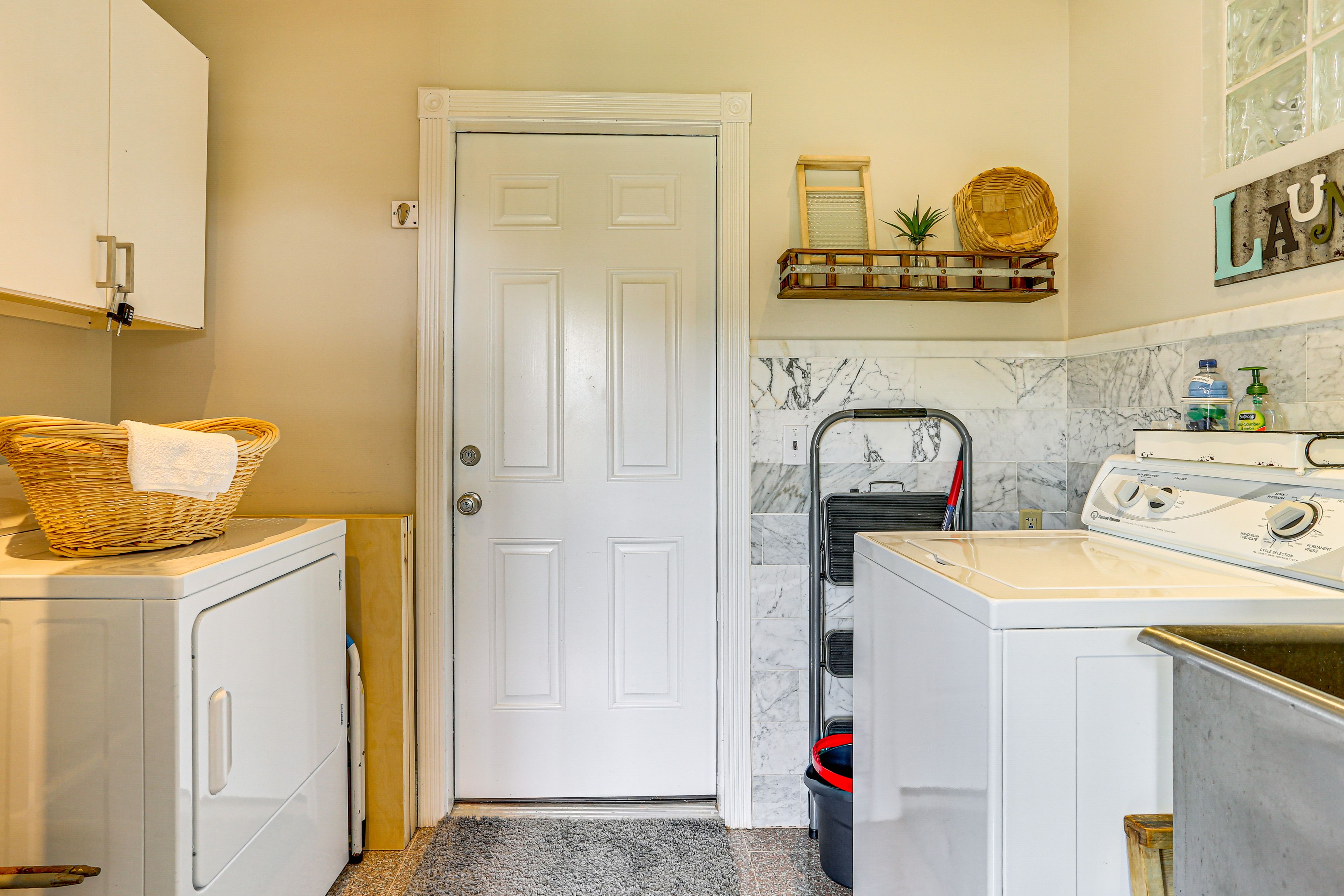 Laundry Room | 1st Floor