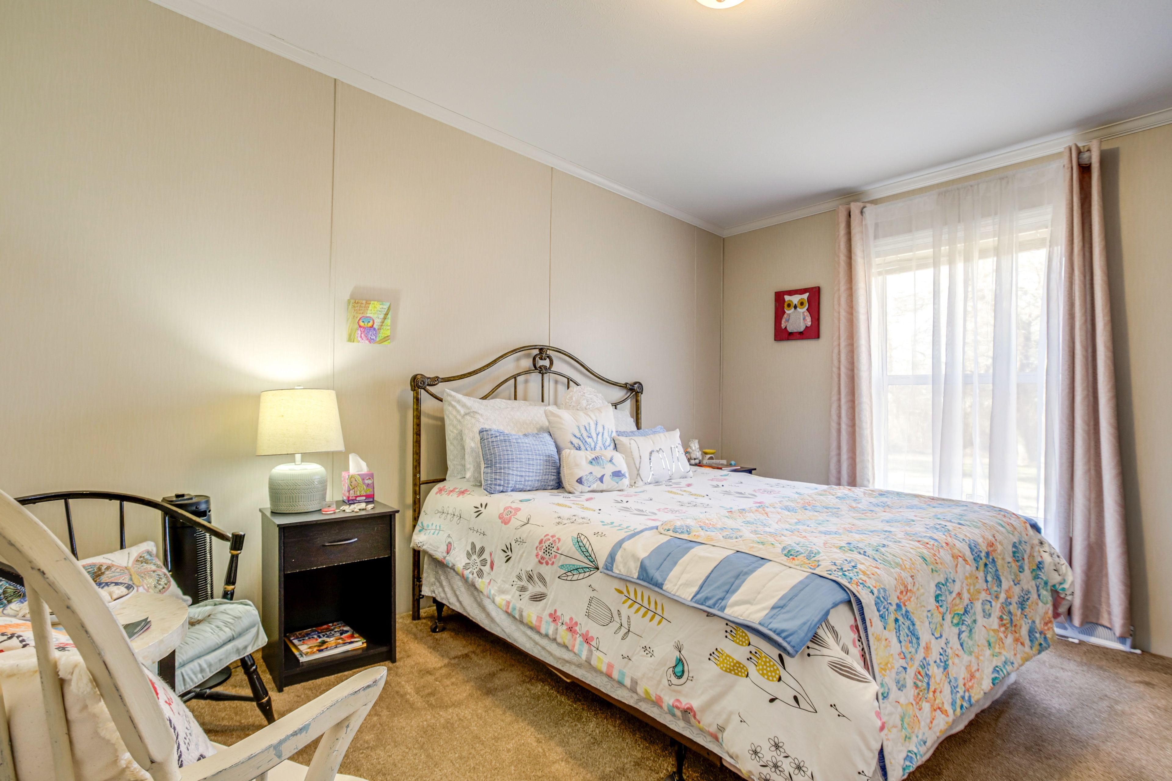 Bedroom 2 | Queen Bed