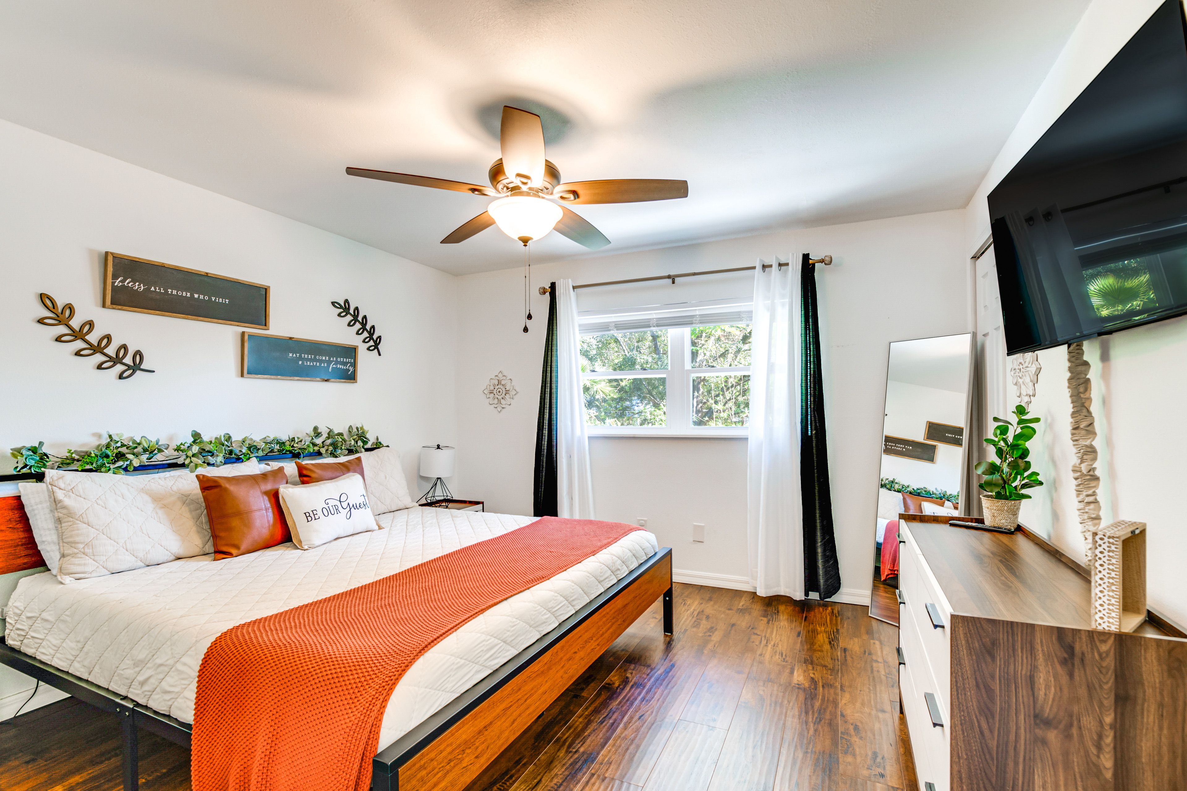 Bedroom 1 | King Bed | Linens Provided | 2nd Floor