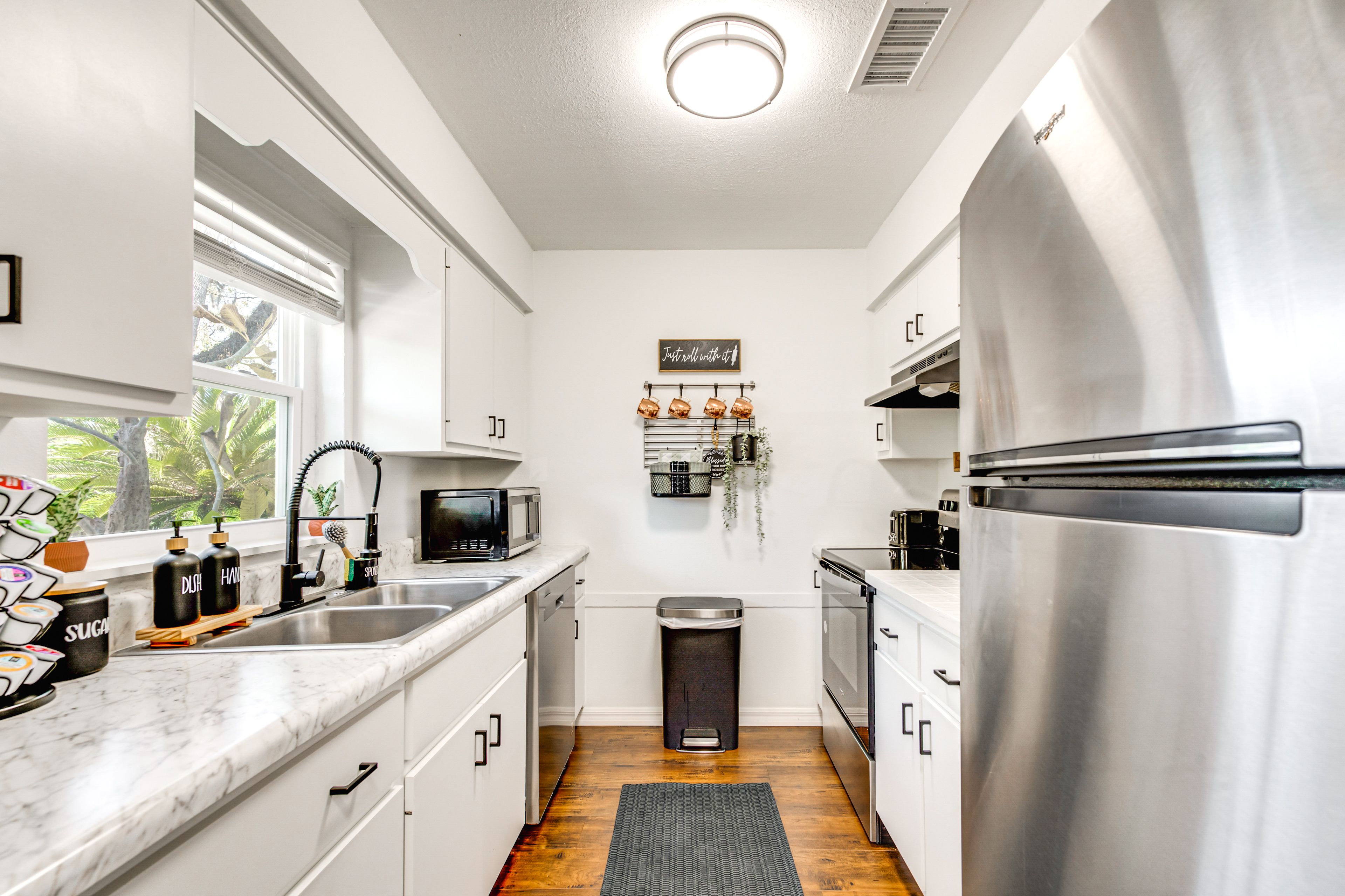 Kitchen | Cooking Basics | Stove/Oven | 1st Floor