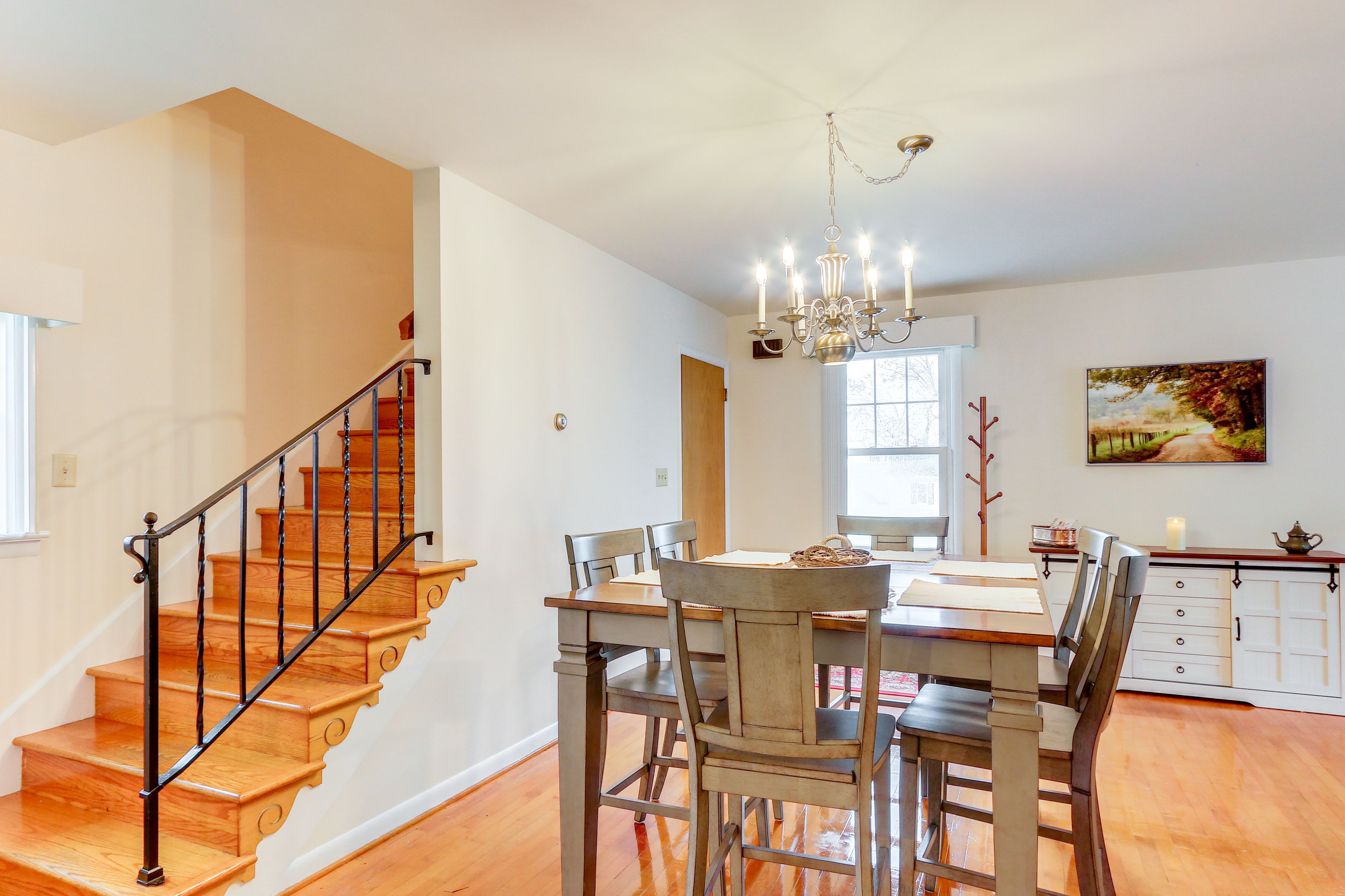 Dining Area | 1st Floor