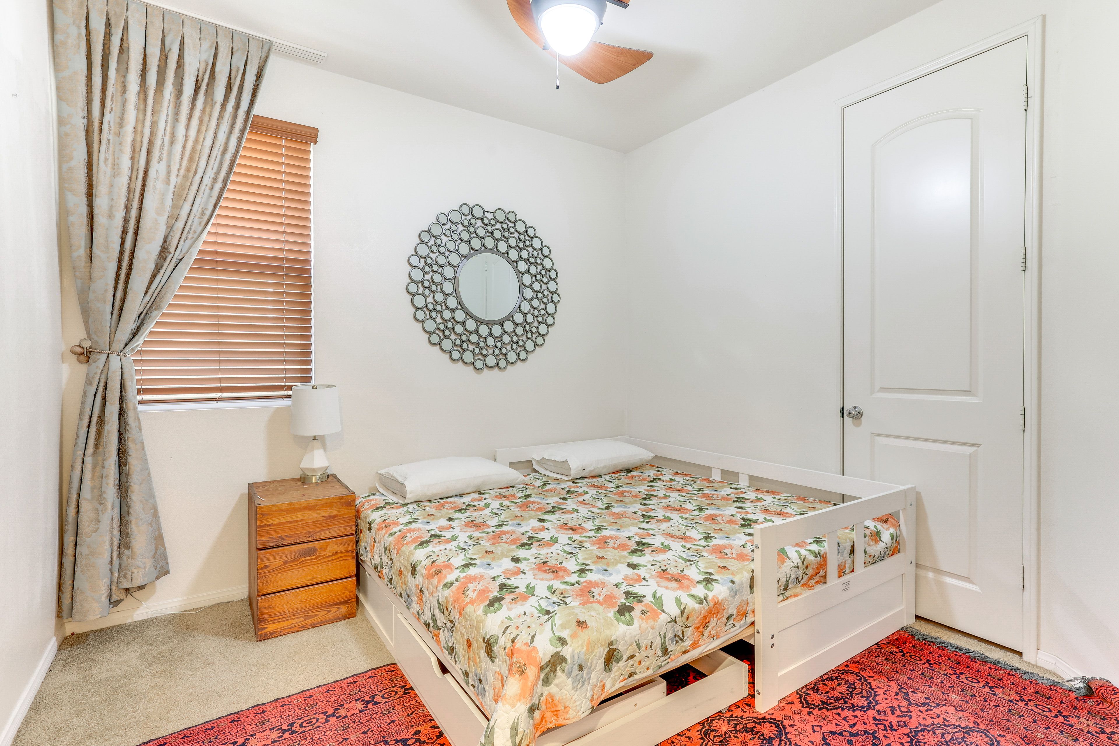 Bedroom 5 | 2nd Floor | Twin Daybed w/ Twin Trudle | Linens Provided