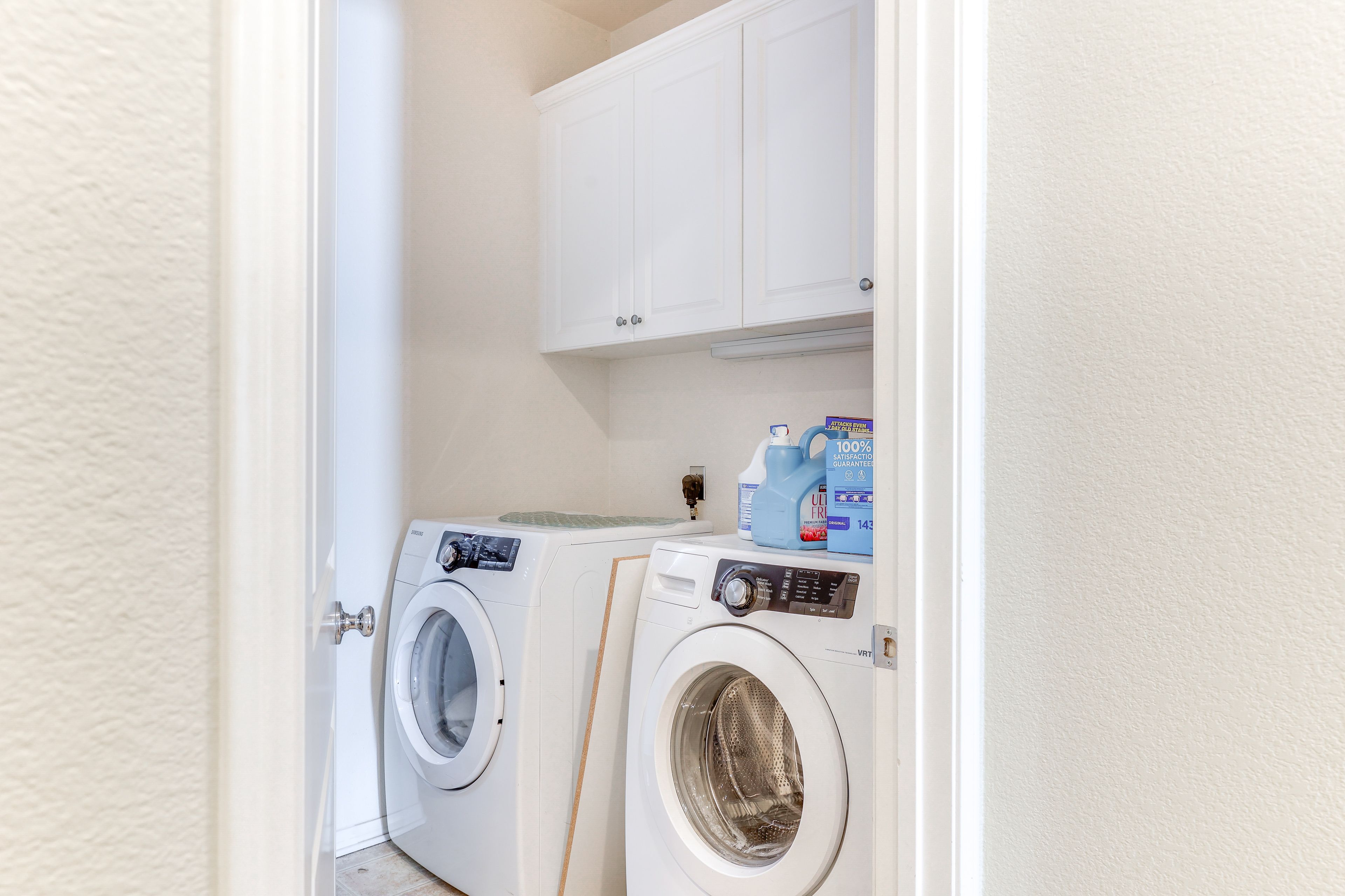 Laundry Room | 2nd Floor | Washer & Dryer