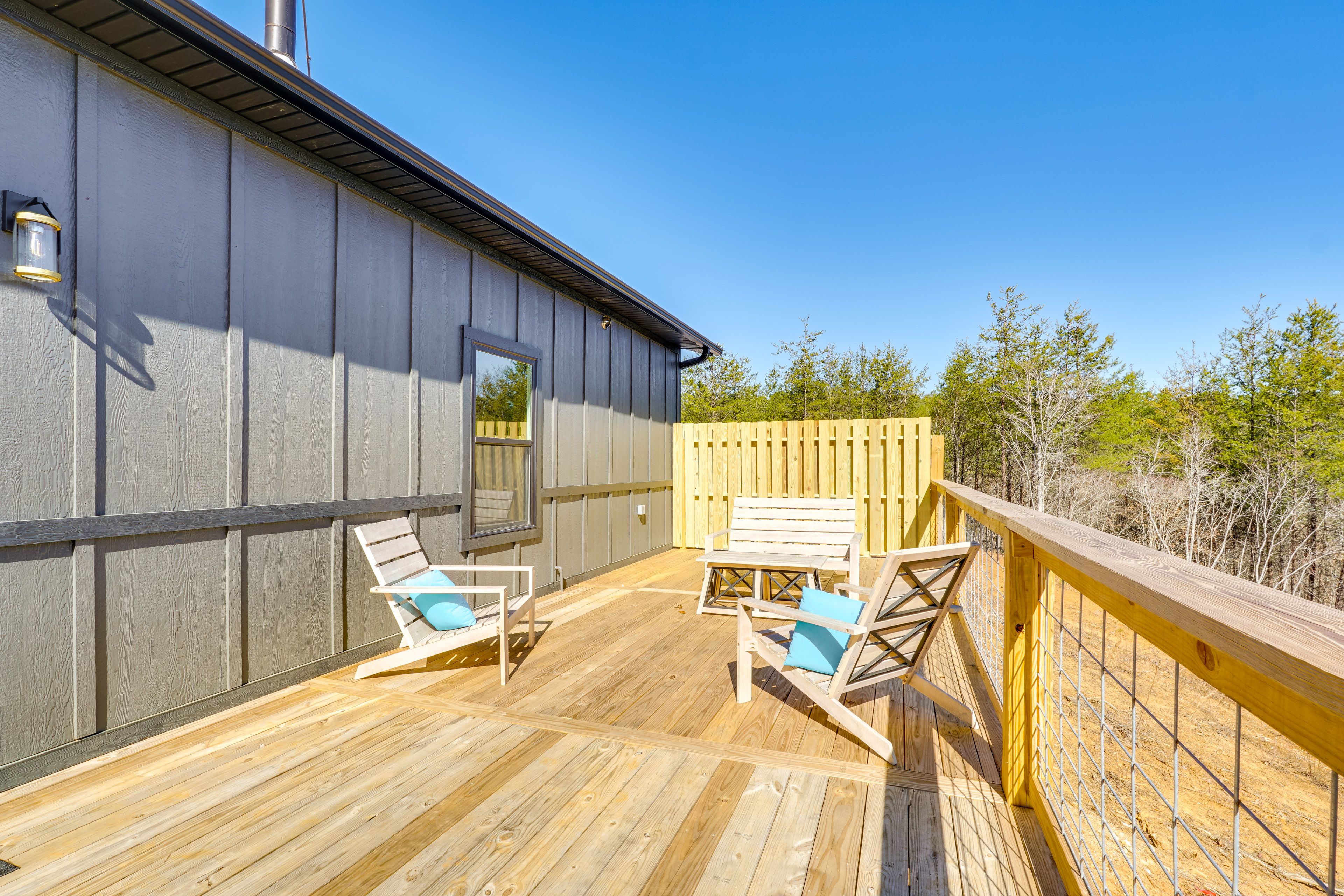 Private Deck | Scenic Mountain Views