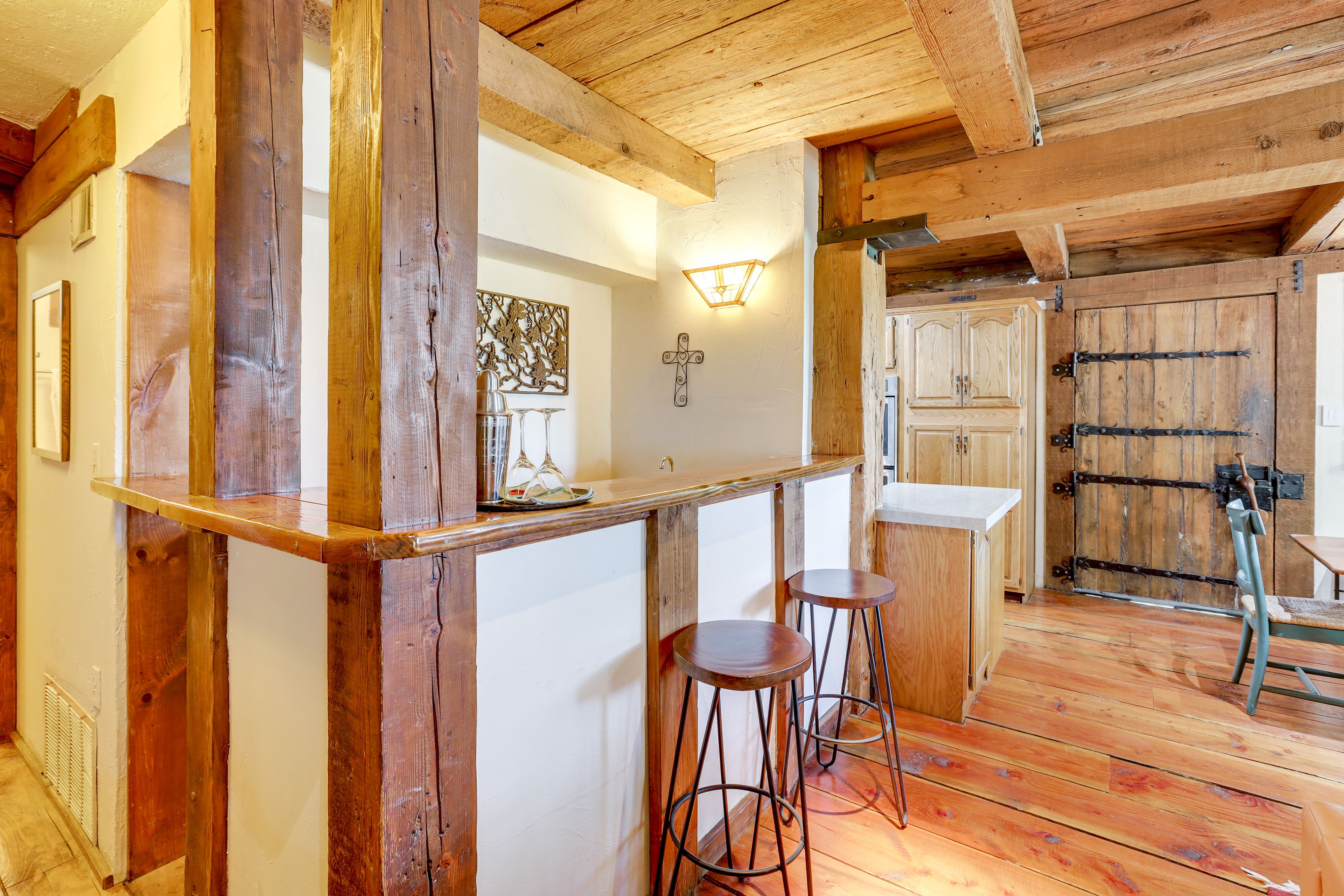 Wet Bar | Lower Floor