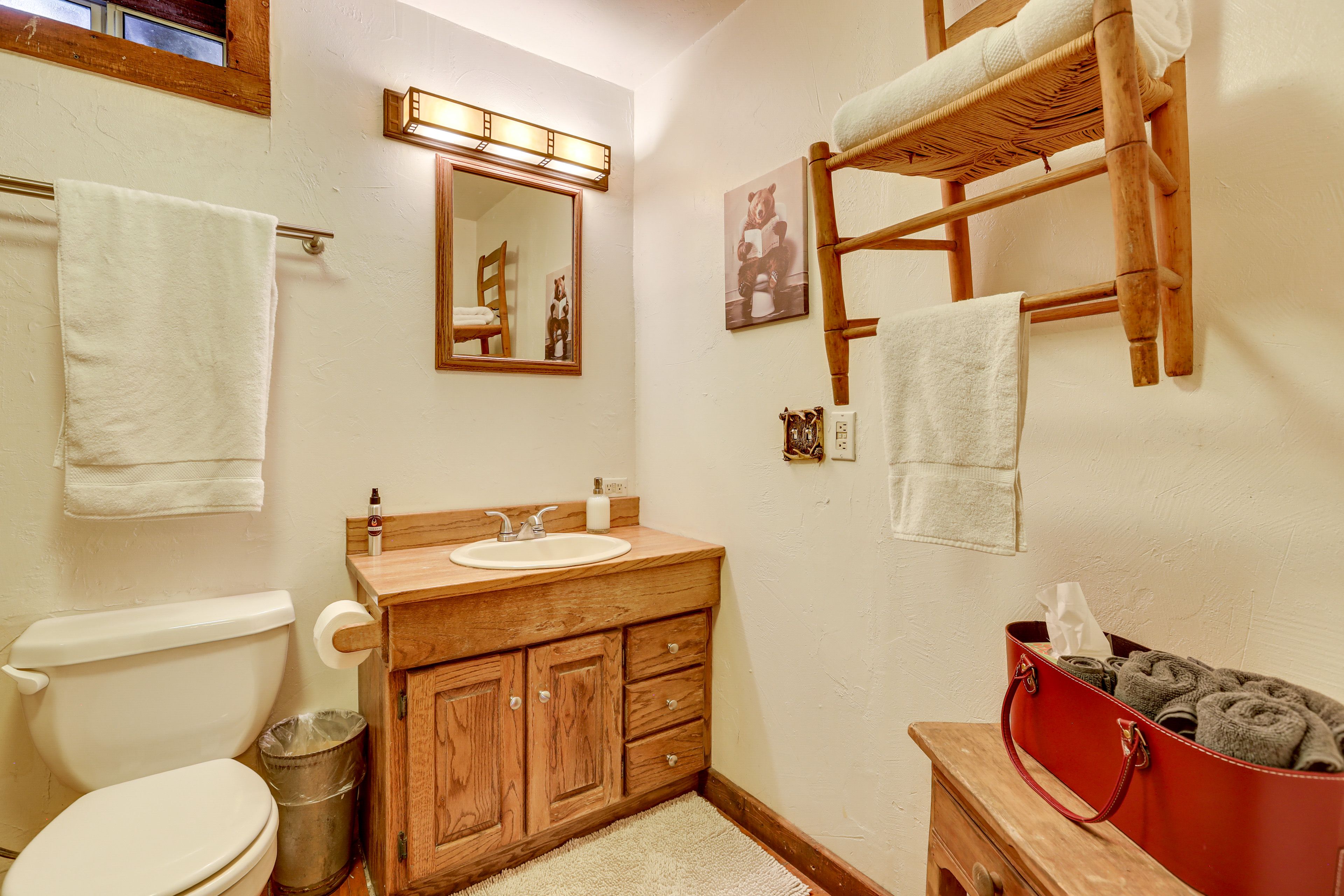Full Bathroom | Lower Floor