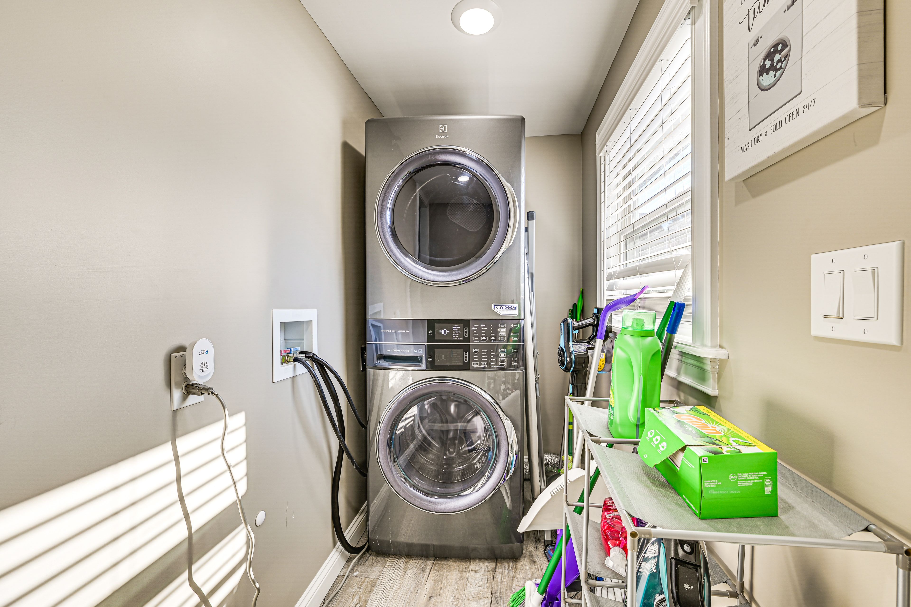 Washer & Dryer