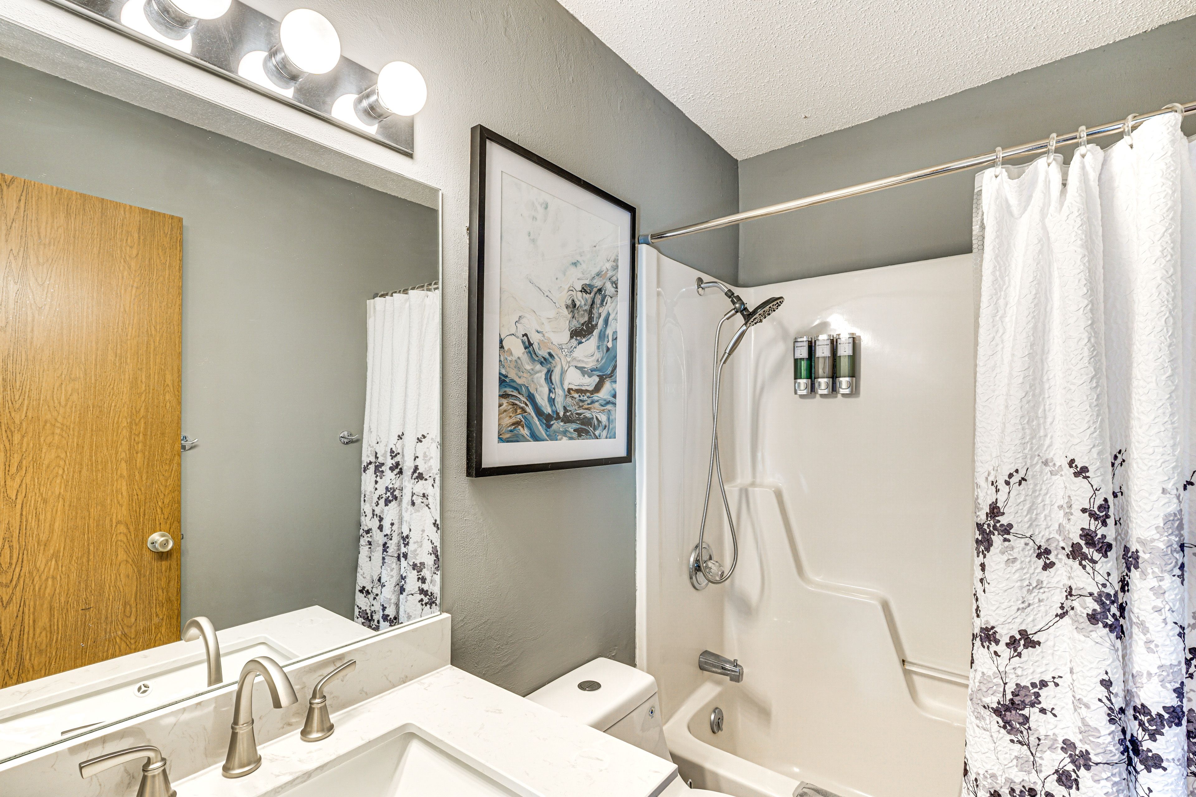 Full Bathroom