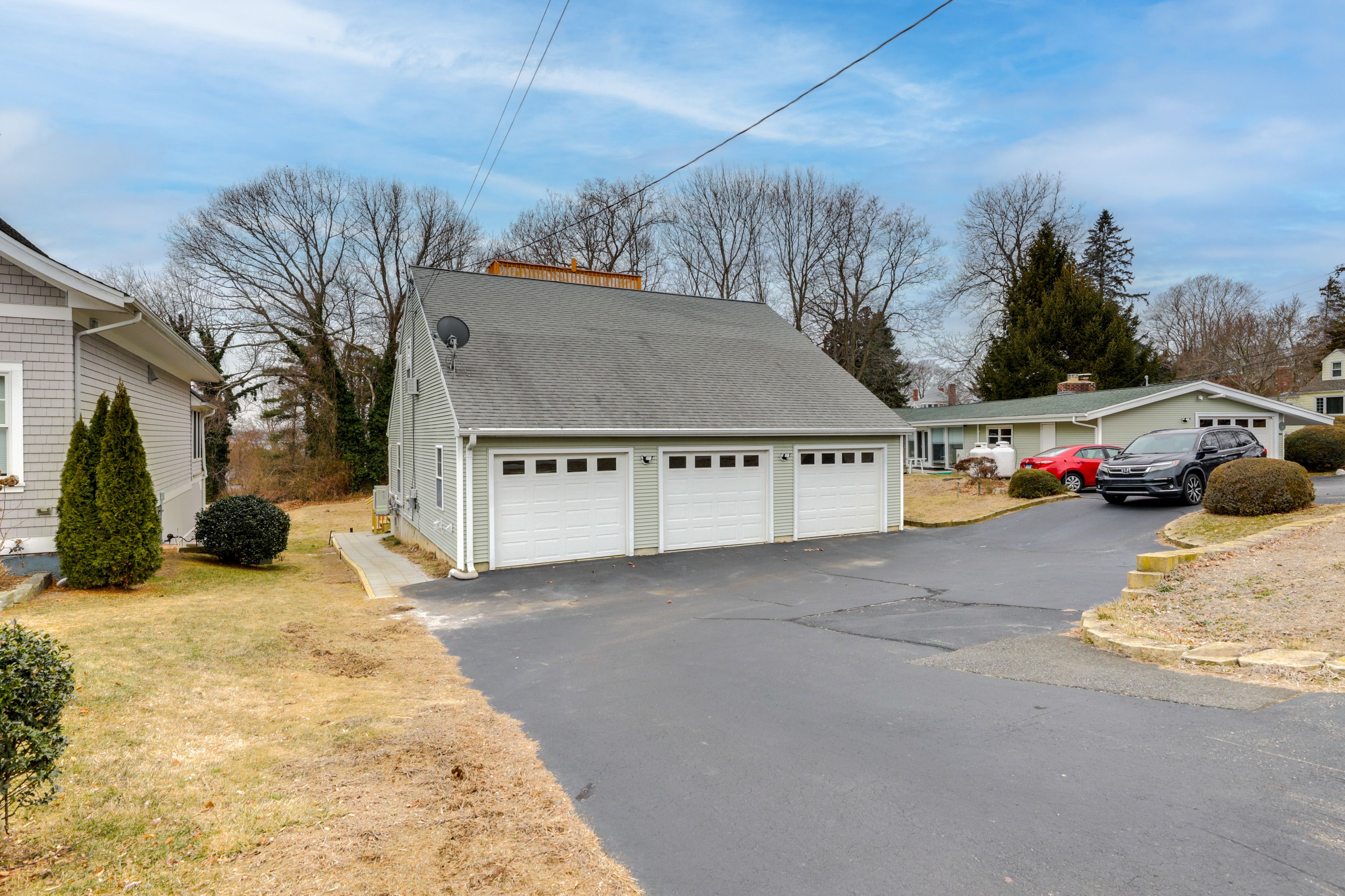 Shared Driveway (1 Vehicle)